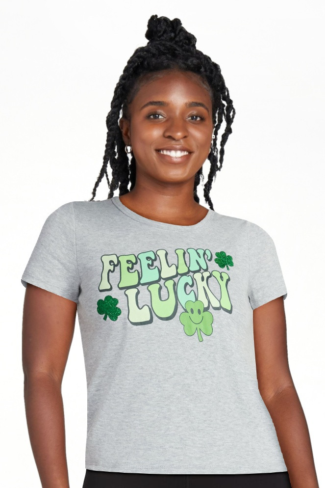 St. Patrick's Day Women's Feel Lucky Graphic Tee with Short Sleeves, Sizes XXS-XXL | Walmart (US)