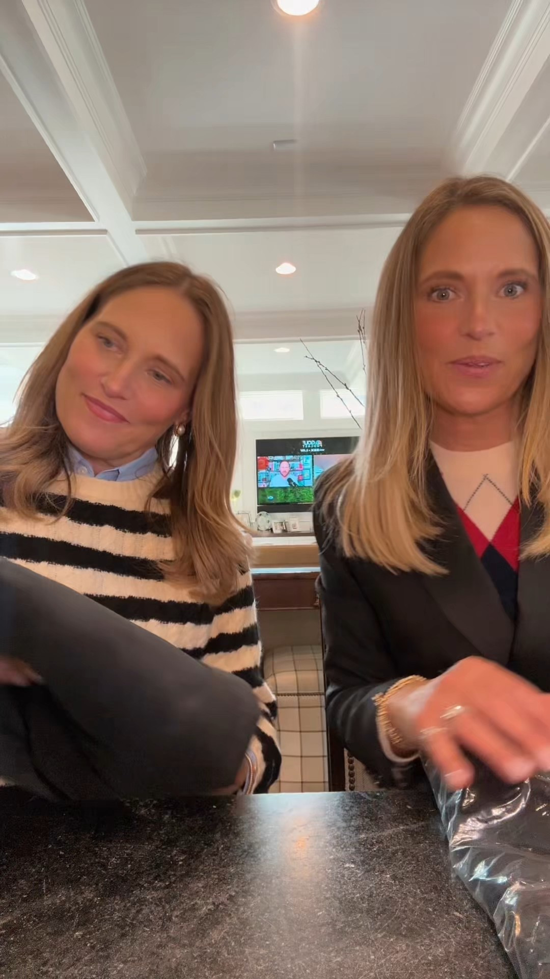 Love this jacket for its hour glass effect.

Wearing size 10

#LTKStyleTip