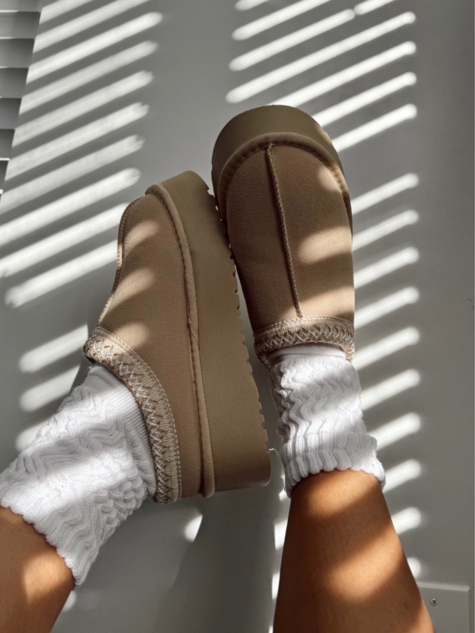 Ugg Tazz Platform DOOPS!

I just try to avoid animal products if I can!! Plus idc about the brand name. 

Tip: Size up! I typically am an 8, but they are snug with socks. 

#uggplatforms #fallshoes #fallfashion

#LTKSeasonal #LTKshoecrush #LTKfindsunder100