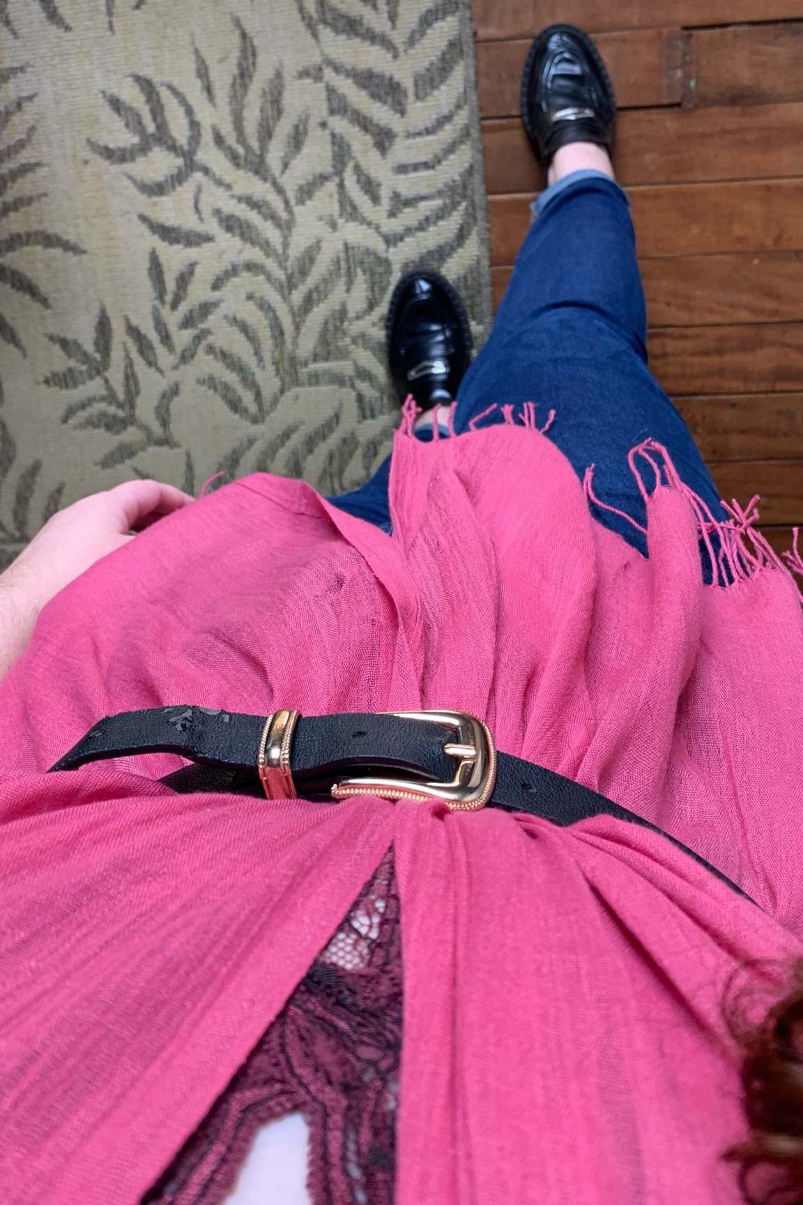 Mix de tons para o fim de semana 💅

Body manga curta Valisere + lenço com cinto na cintura, jeans skinny e mocassim. Amei a combinação! 

#LTKbrasil #LTKworkwear