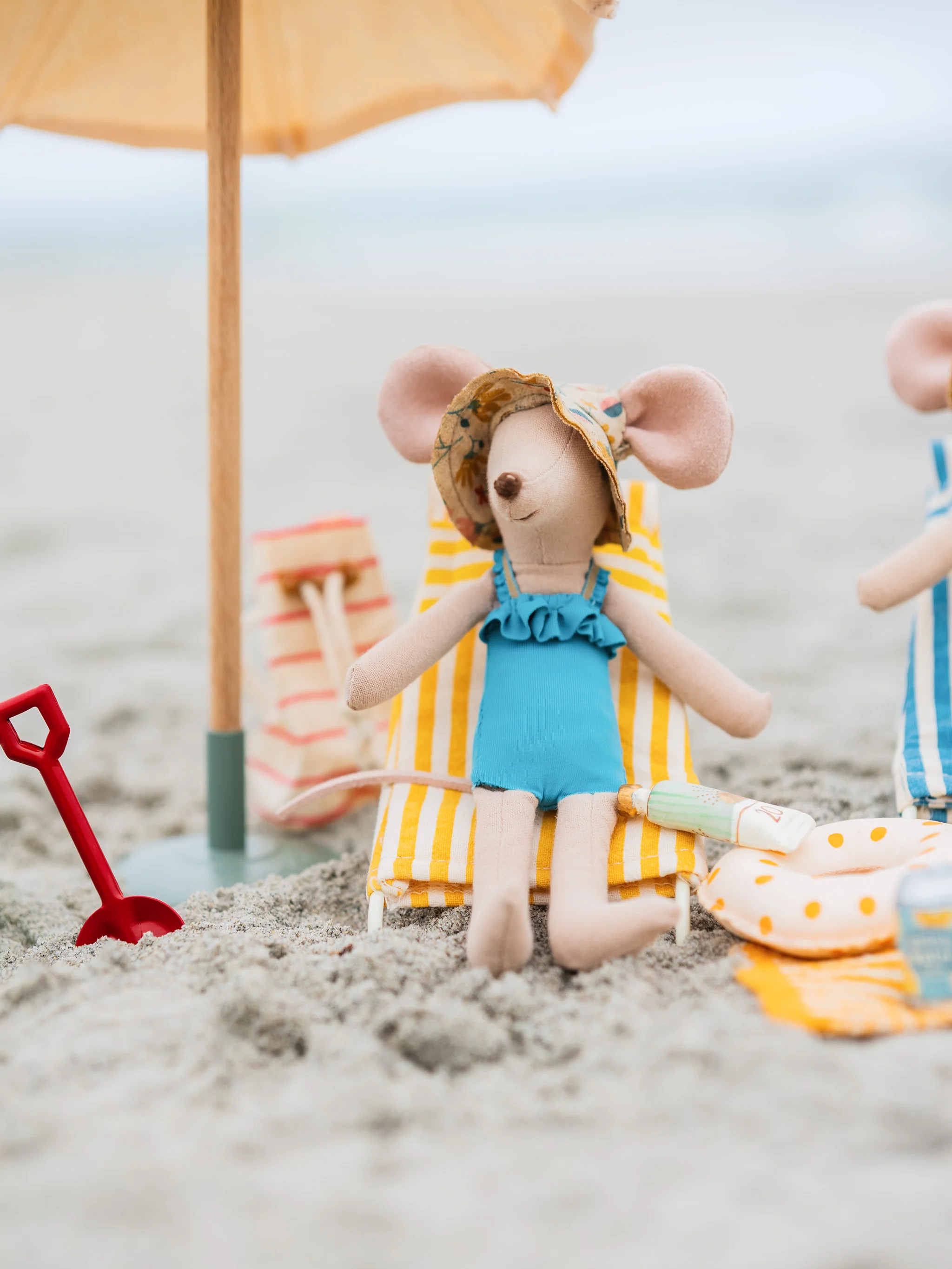 Maileg Beach Mouse Mum in Cabin de Plage | Weston Table