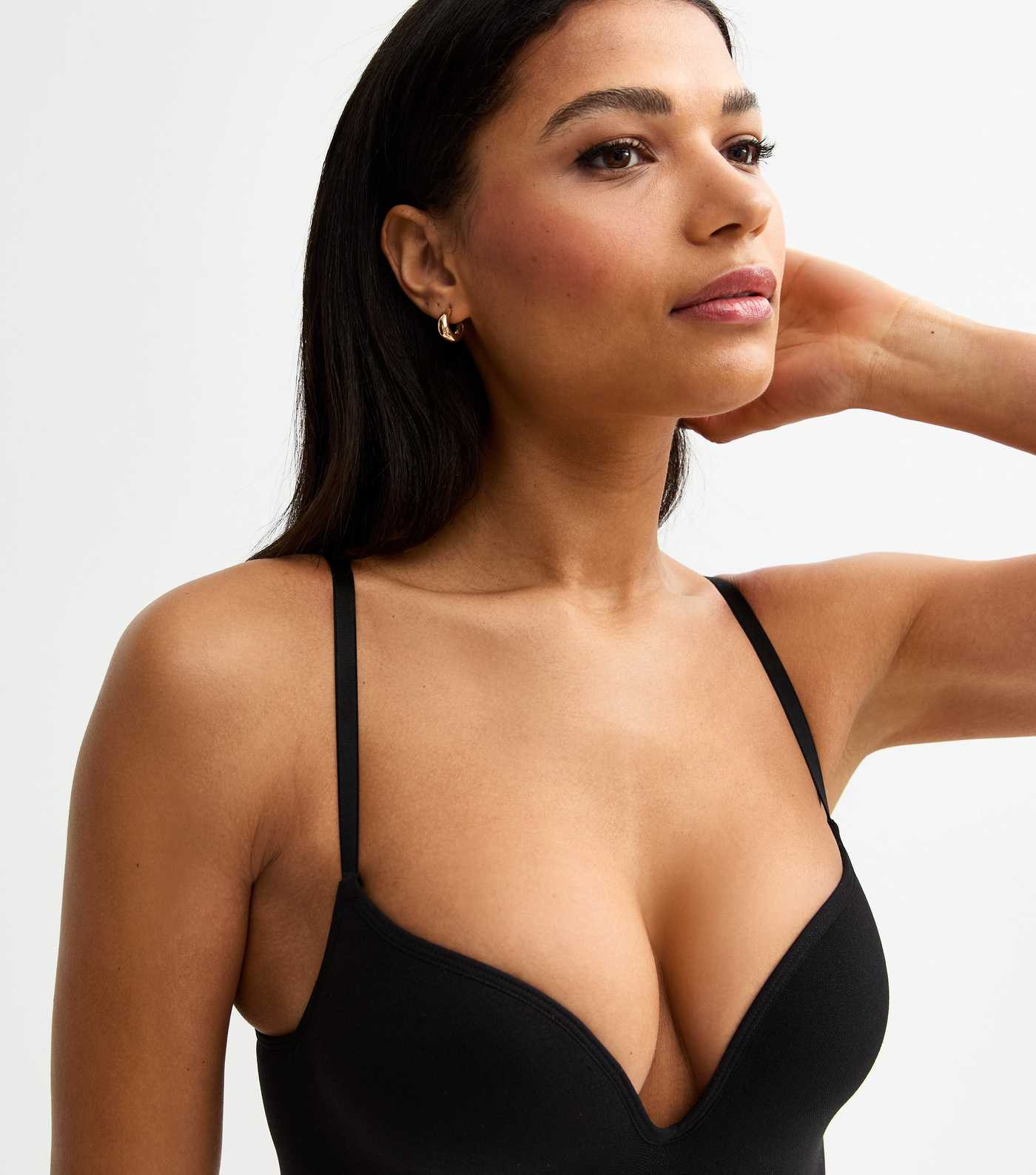 Black Seamless Shaping Sweetheart Neck Bodysuit | New Look | New Look (UK)