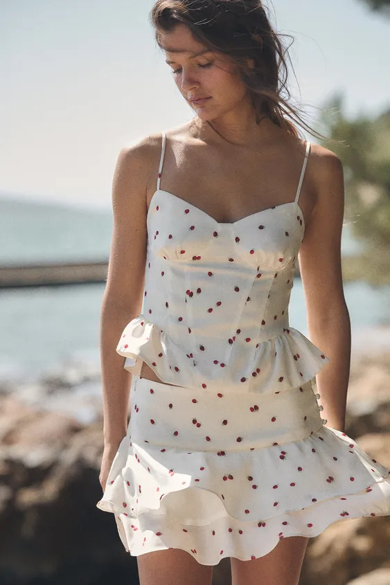 RUFFLED STRAWBERRY SATIN EFFECT TOP | Zara US