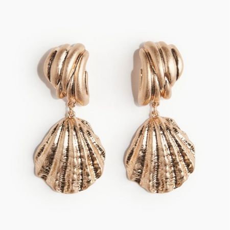 Seashell earrings - available in gold and silver! 

#LTKfindsunder50 #LTKstyletip #LTKSeasonal
