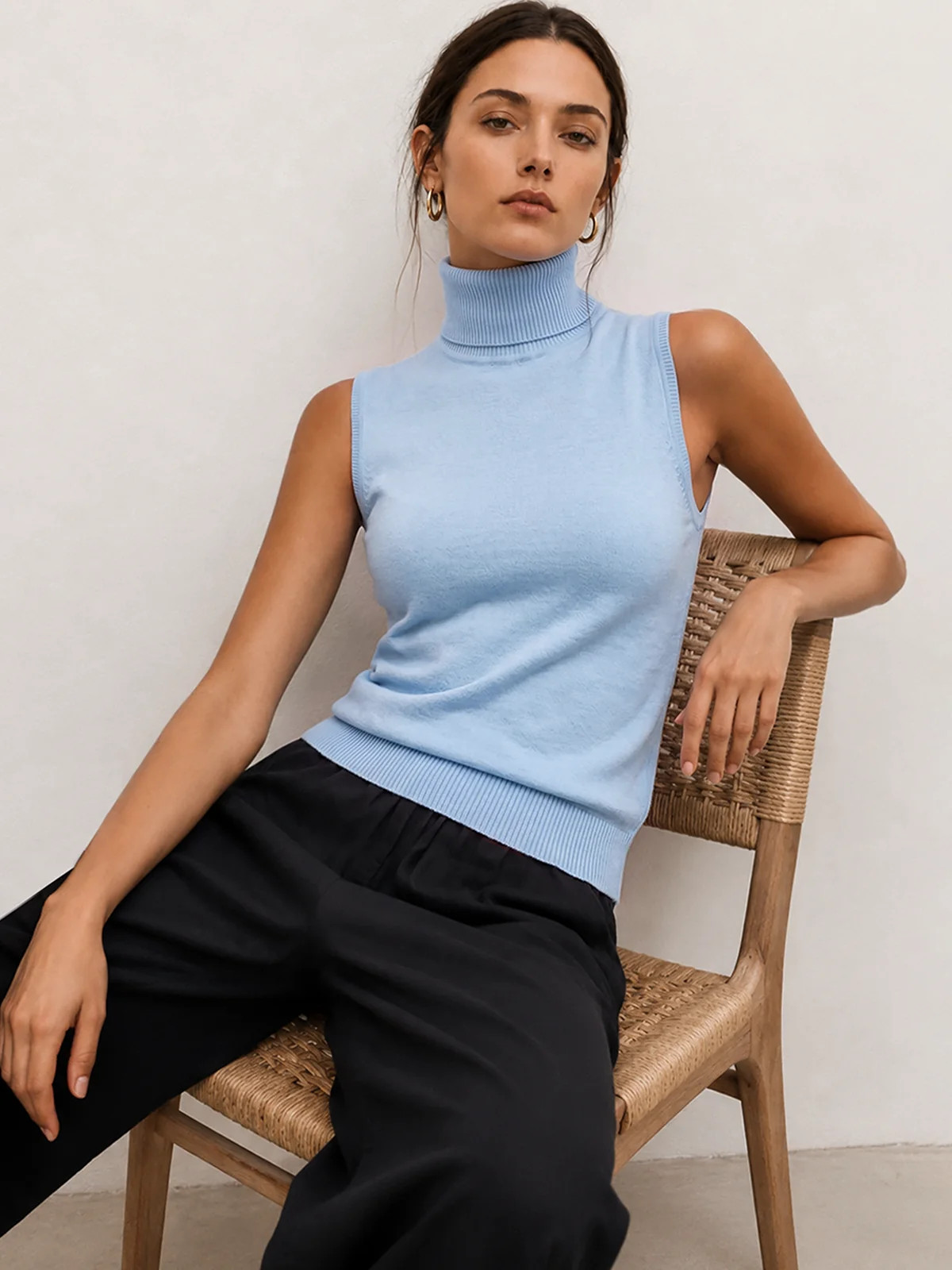 Turtleneck Sleeveless Knit Top | Commense