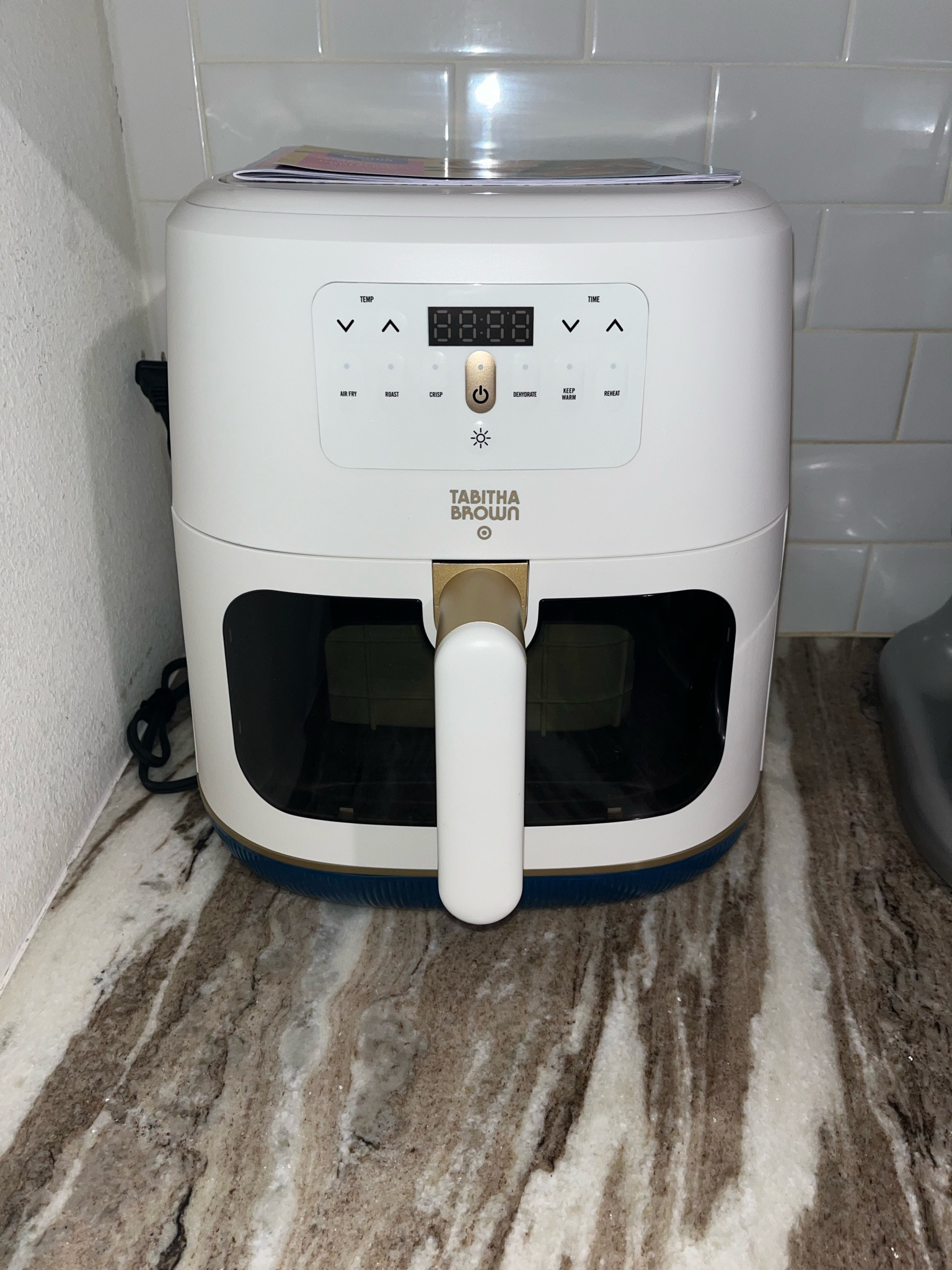 Tabitha Brown Air Fryer 

#LTKHome #LTKFamily #LTKFindsUnder100