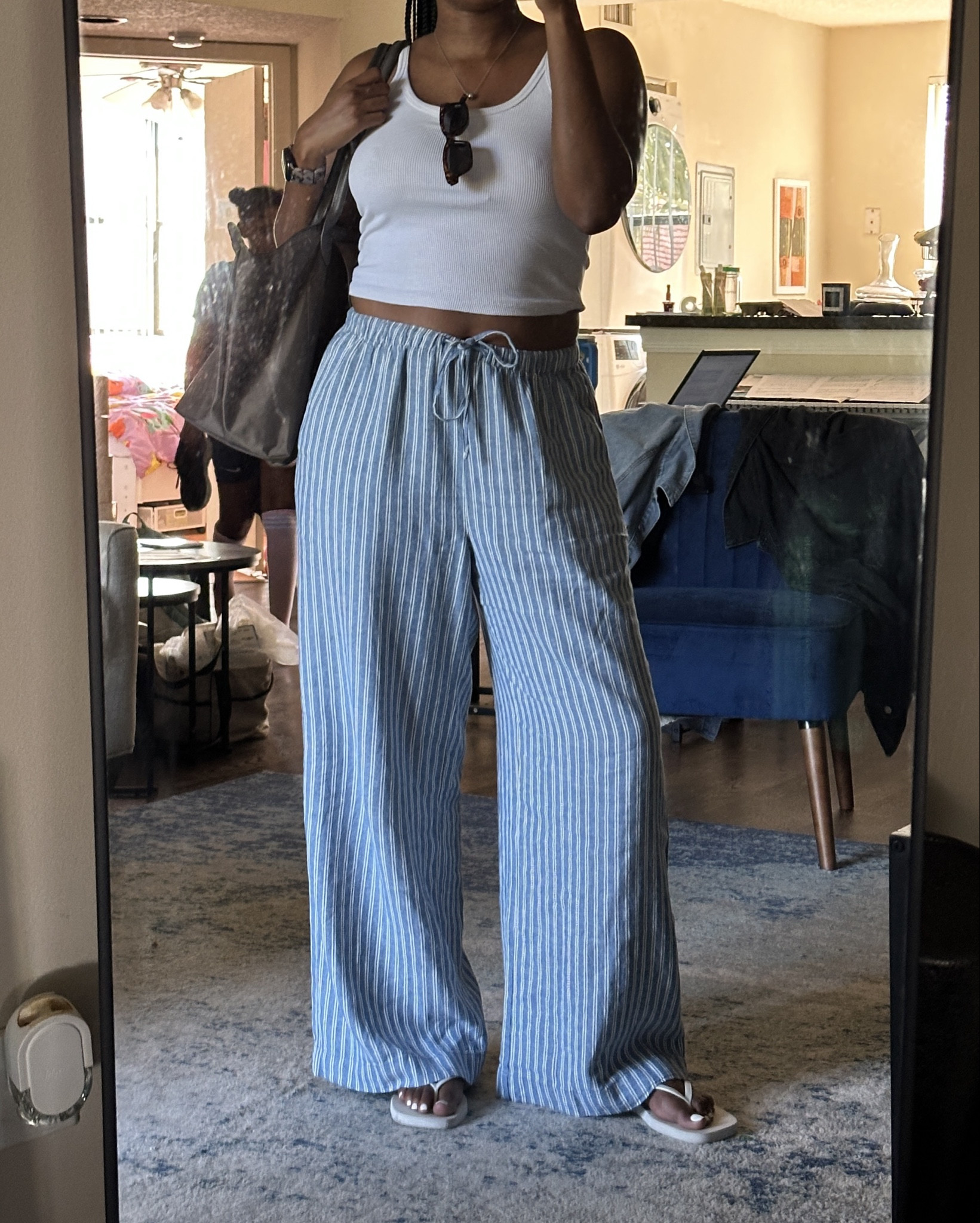 linen pants + a tank all spring & summer long 

#LTKStyleTip #LTKFindsUnder50 #LTKItBag