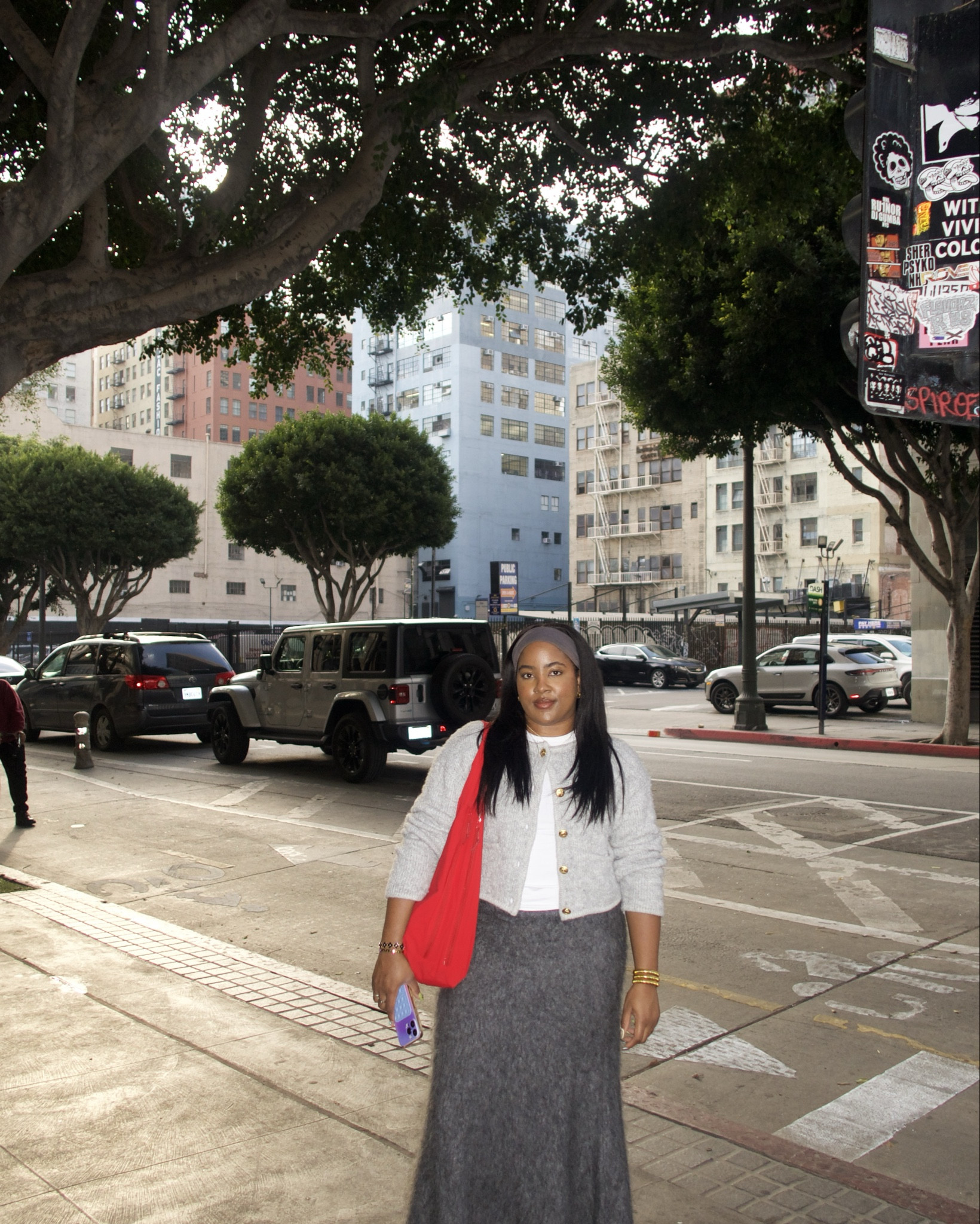 Gray with a pop of red ❤️

#LTKFindsUnder50 #LTKMidsize #LTKStyleTip