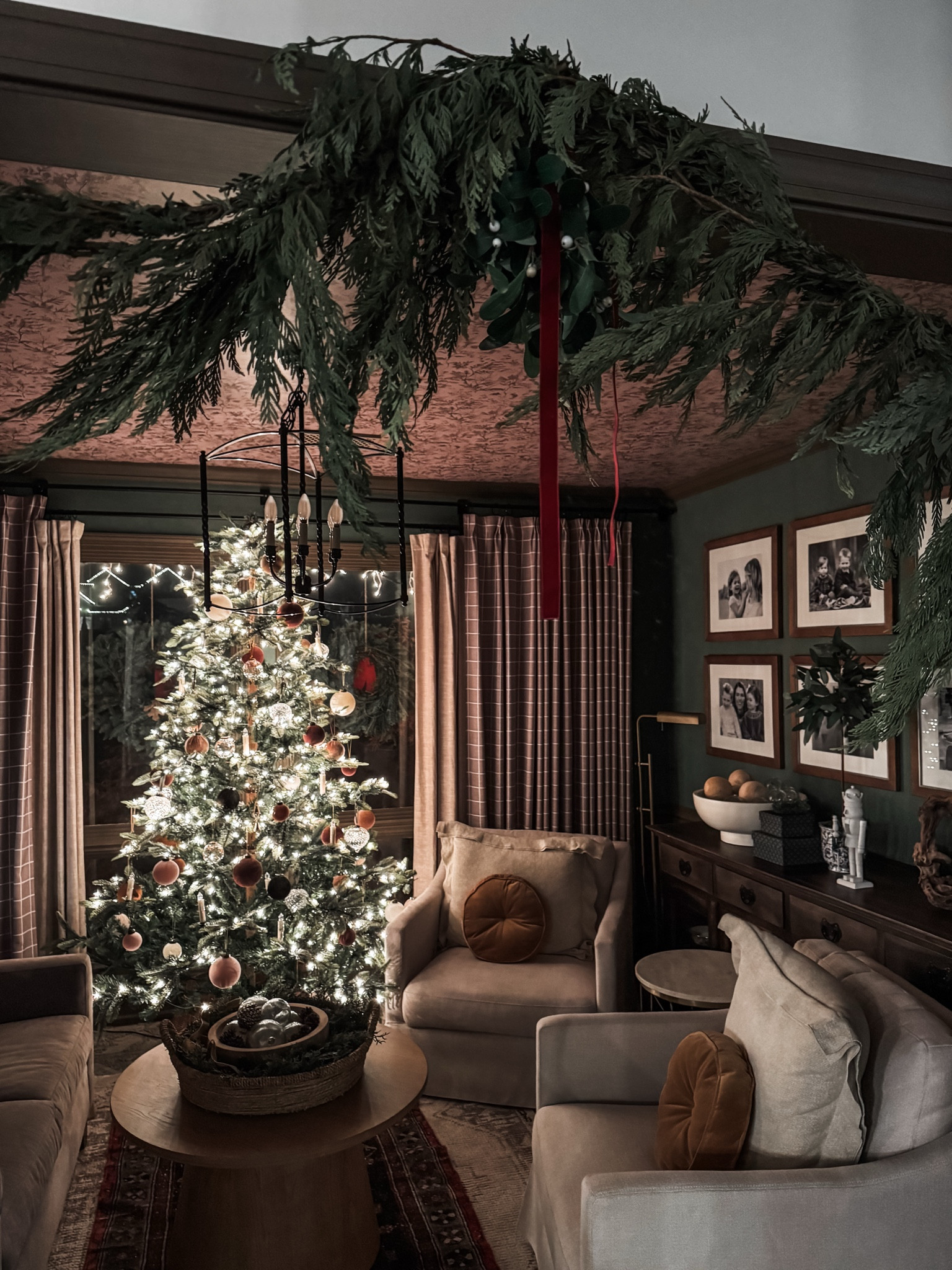 Favorite room in the house 🤎

#garland #christmastree #swivelchair #holidaydecor

#LTKSeasonal #LTKHome #LTKHoliday
