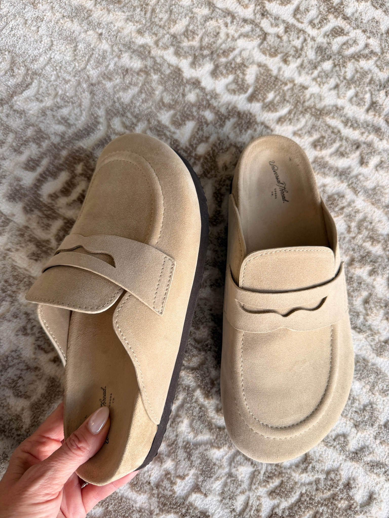 My go to fall shoe!!!!!! Target & so comfy

#LTKootd #LTKOver40 #LTKSaleAlert