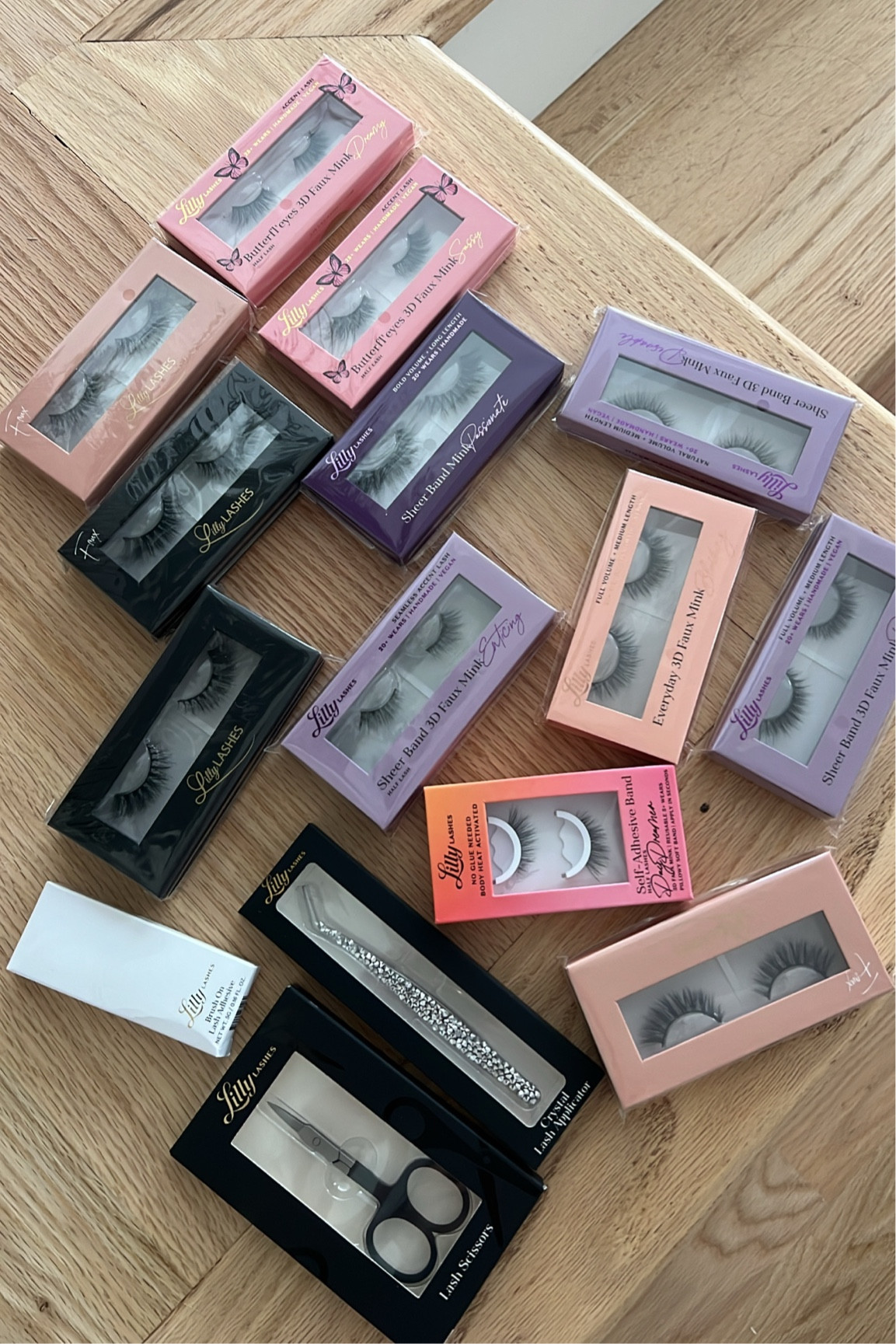 Trying out all of these Lilly Lashes 😍🙌🏼

#LTKBeauty