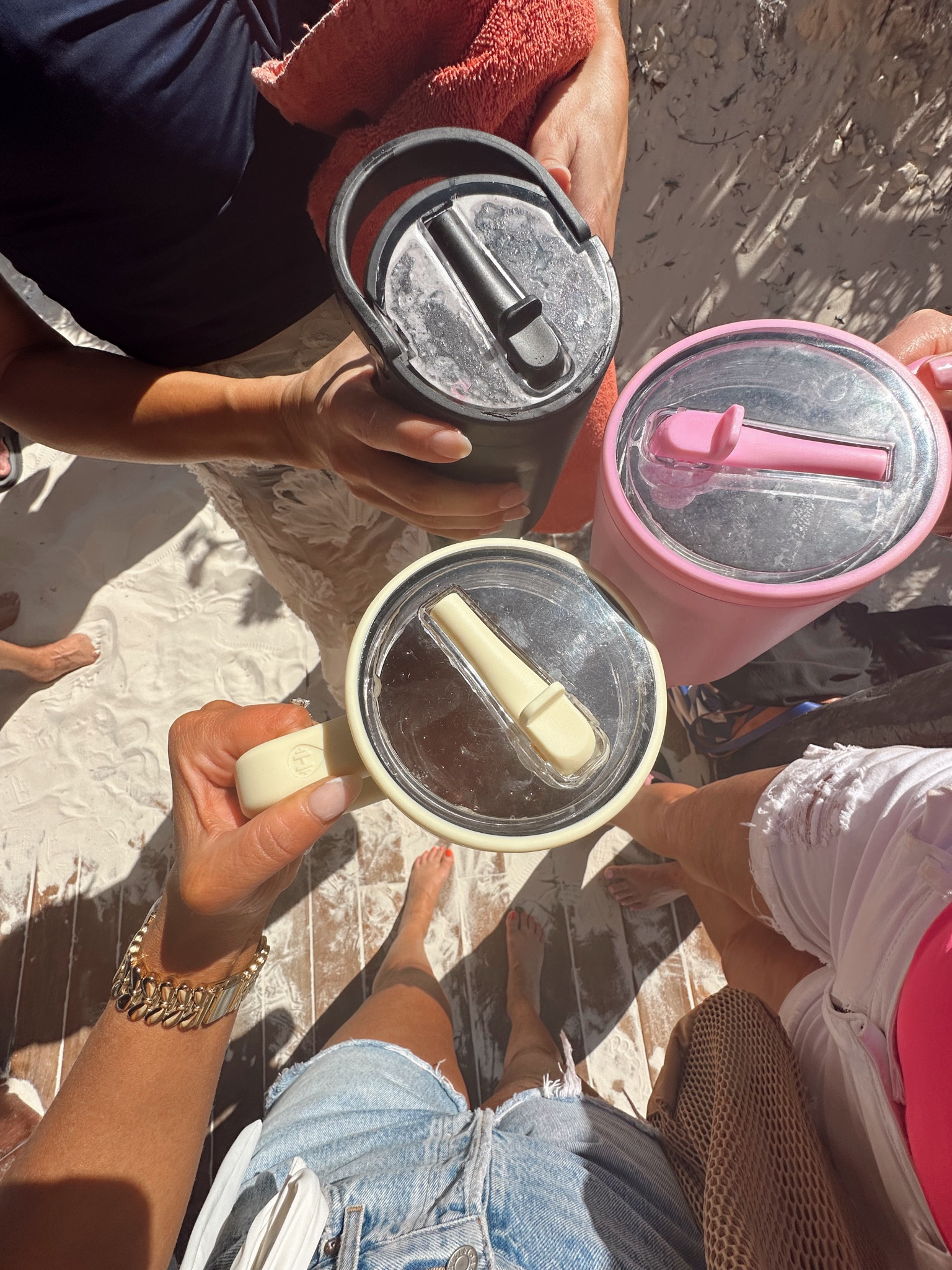 Hydrojug on the beach! Code Cristina 