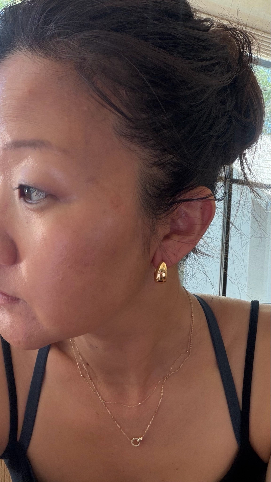 These are the perfect size hoops. Not too heavy and I love the thickness so it’s just noticeable.

#LTKSaleAlert #LTKWorkwear #LTKmomlife