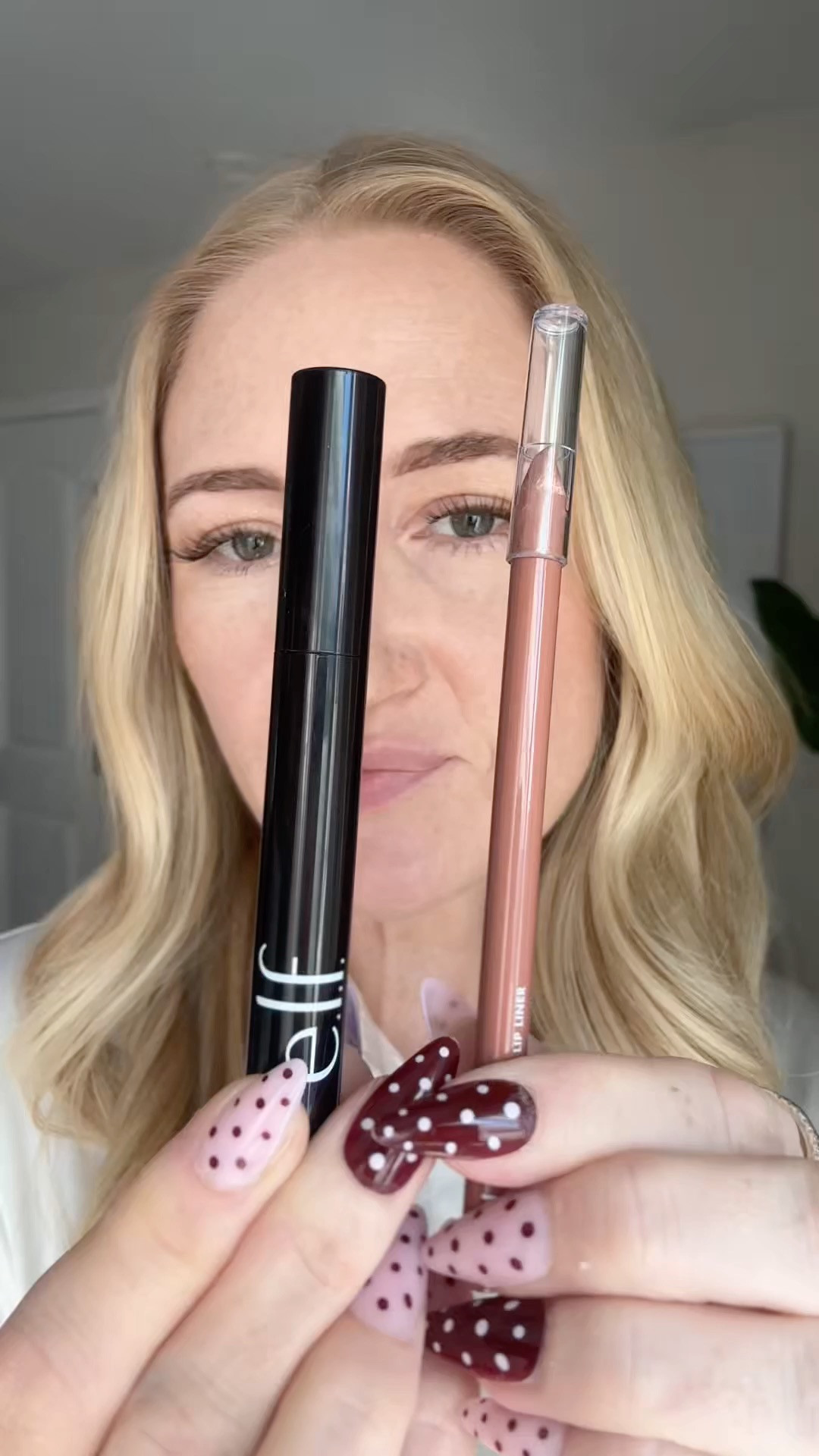 another day, another fall lippie combo 🍂💄say link for all the info sent your way!

usually not a big fan of plumping products, but this one from @elf is minty and refreshing without being too much 👌🏻super pigmented and nourishing! paired it with a perfect 90s brown lip liner 🤎would you girlies try this one? Lmk below 👇🏻

wearing shade clout in plumping pen
wearing shade baddest beige in liner

nude lip look, nude lipstick, fall lip gloss, fall lipstick, fall lipstick combo, nude lipstick combo, fall makeup, autumn makeup, nude lip combo for fair skinned girls, fair skinned makeup, makeup for redheads, neutral makeup, classic elegant makeup, everyday makeup, makeup essentials, lip gloss essentials, what’s in my makeup bag, makeup bag essentials, fall makeup essentials 

 #LTKOver40 #LTKStyleTip #LTKBeauty