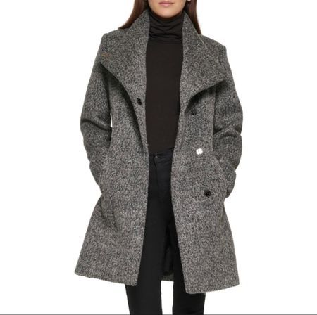 This long line coat that is perfect for work is on sale right now!!!


#LTKSeasonal #LTKworkwear #LTKsalealert