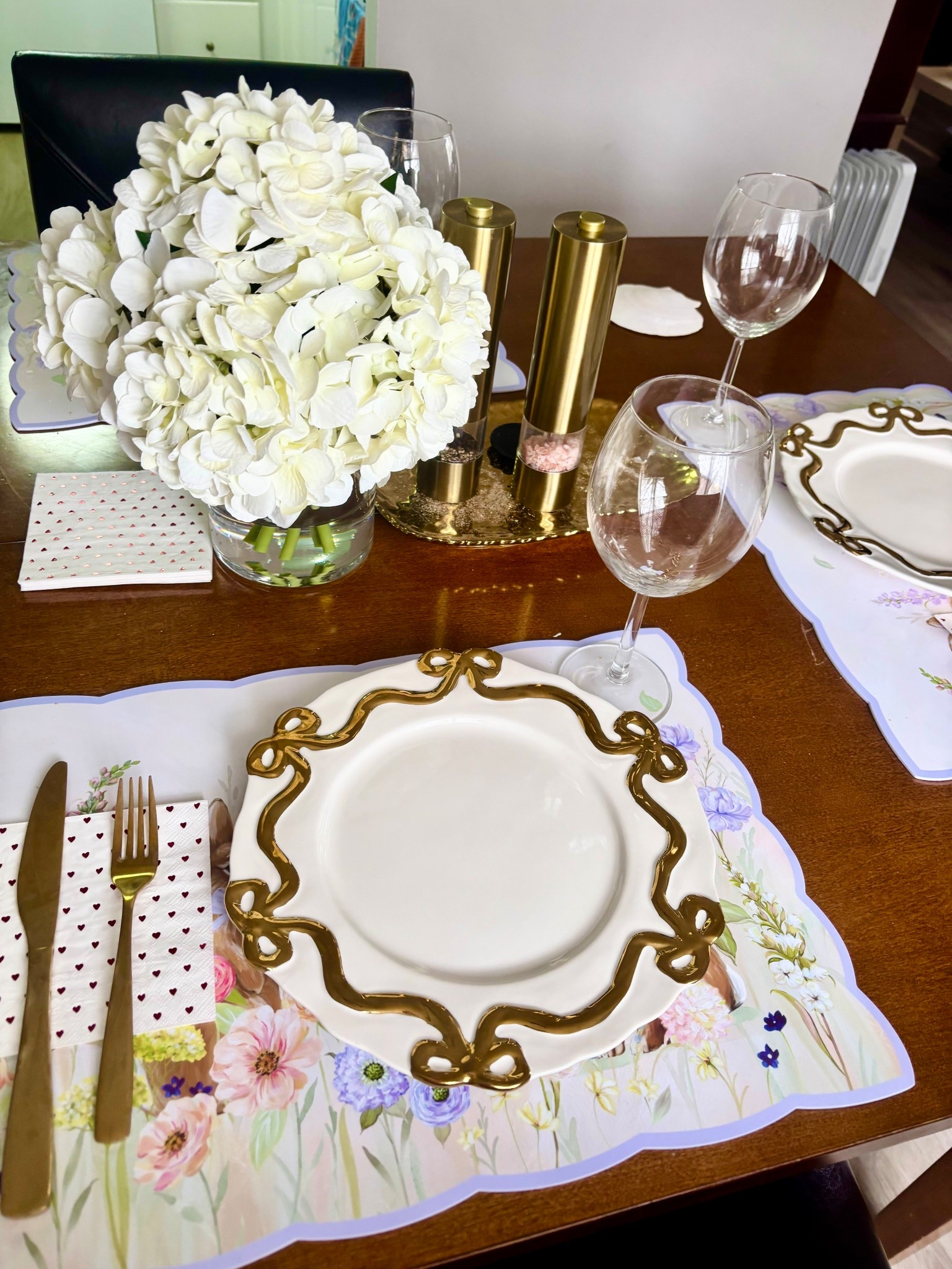 Easter table setting home decor for sprspring

#LTKHome #LTKSeasonal #LTKSpringSale