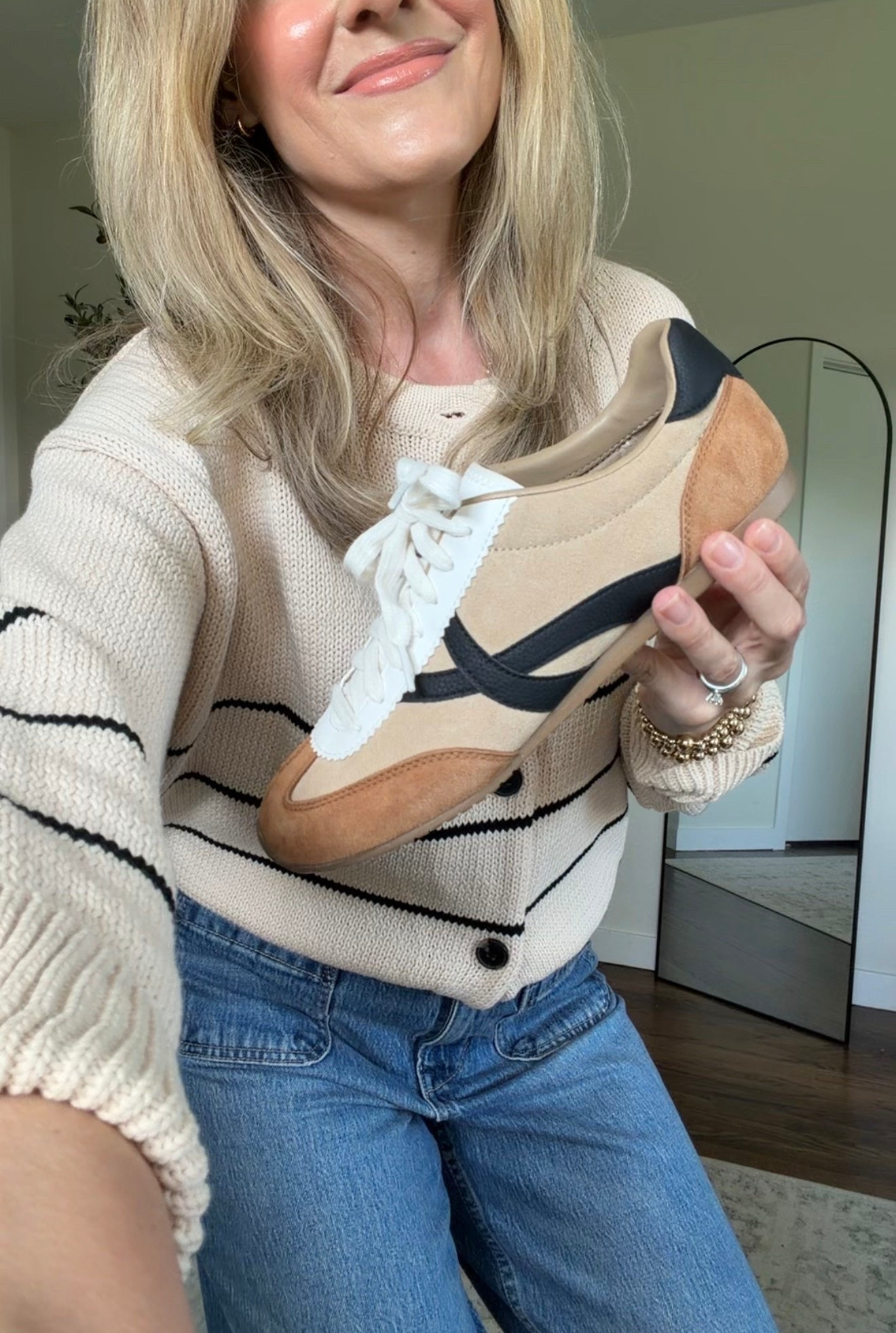 Perfect fall sneaker! Classic, comfy, go with literally everything and under $30. Five colorways. Fit is true to size. #walmartfashion #walmartfinds