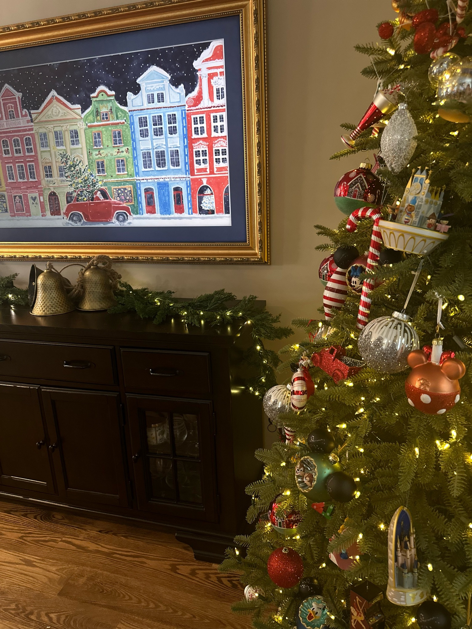 I have been working on our entry way living room for the longest! At first when we moved in I thought to put a mirror over the couch, then I thought a painting, and finally with Nick wanting an “extra" tv I said ok as long as it was a Frame TV!  I love that you can add frames around and the selection of paintings and art that you are able to add makes it so much more ok to have an "extra” tv in the house 😂📺

#LTKCyberWeek #LTKGiftGuide #LTKSaleAlert