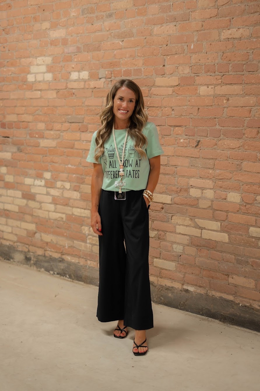 Teacher Outfits!

back to school teacher outfits teacher looks workwear business casual amazon fashion trendy fashion

#LTKgrwm #LTKootd #LTKWorkwear