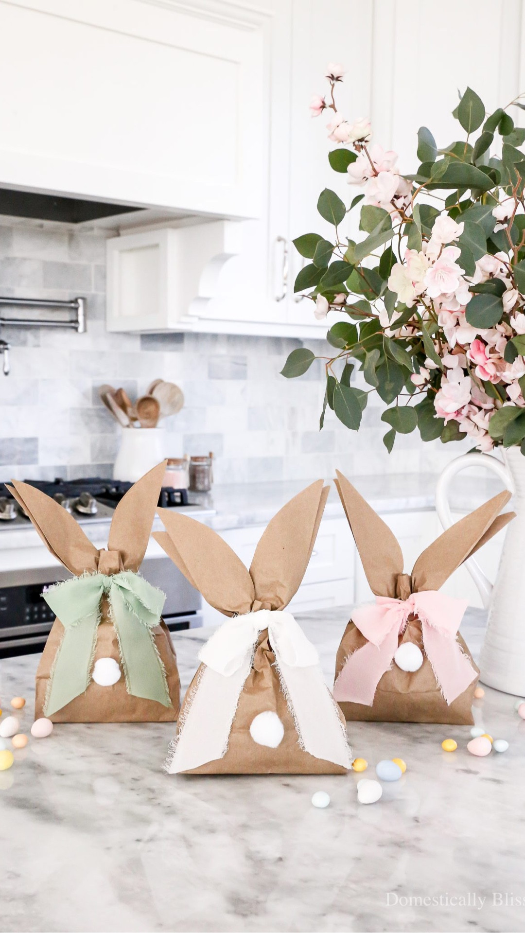These DIY Bunny Paper Bags are the perfect little Easter treat bag for your next spring party.

See details:
https://domesticallyblissful.com/diy-bunny-paper-bags/

🔗 Join our newsletter: https://domesticallyblissful.com/newsletter/ 

#LTKKids #LTKHome #LTKSeasonal