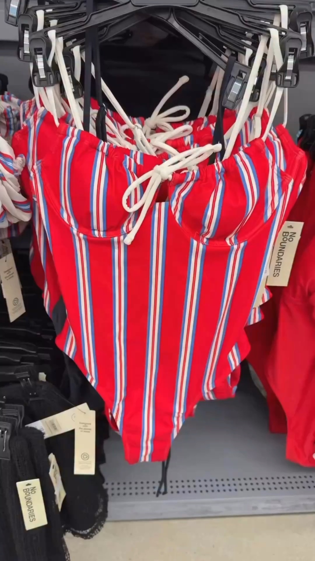 The cutest one piece for the summer 

#onepieceswimsuit #onepiece #bathingsuit #summer #summerfind