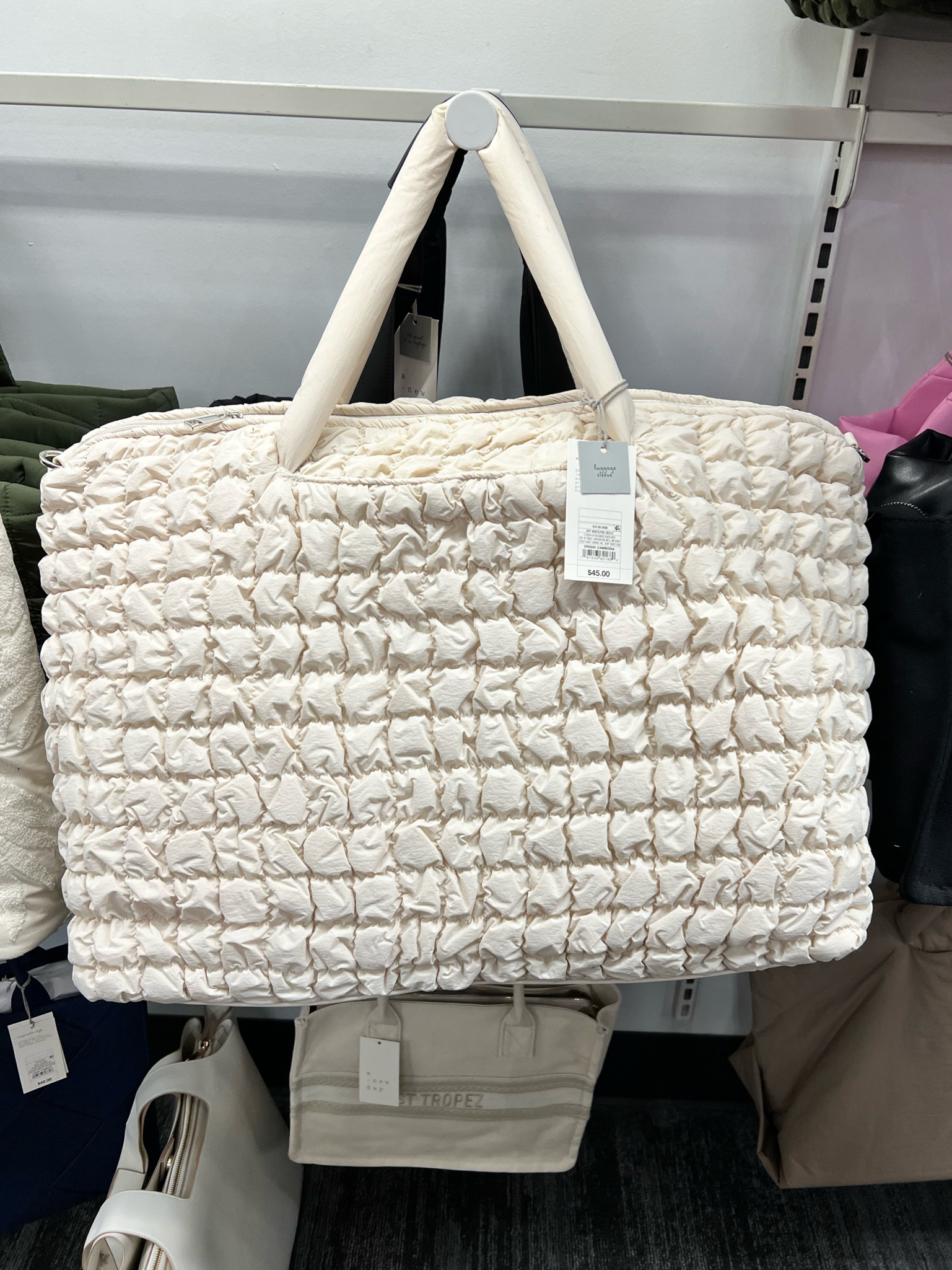 Target A NEW DAY — NEW ARRIVAL — perfect for road-trip & on the plane + mom bag everyday use. 

#dufflebag #anewday #targetbags #targetfinds #targetnewarrivals #targetdufflebag #bags #travelbags #everydaybags #momstyle #mombag #athleisure #athleisurewear #gymbag #bagsunder50 #dailyfinds #diaperbag #babybag #hospitalbag #mommybag 

#LTKstyletip #LTKfindsunder50 #LTKitbag