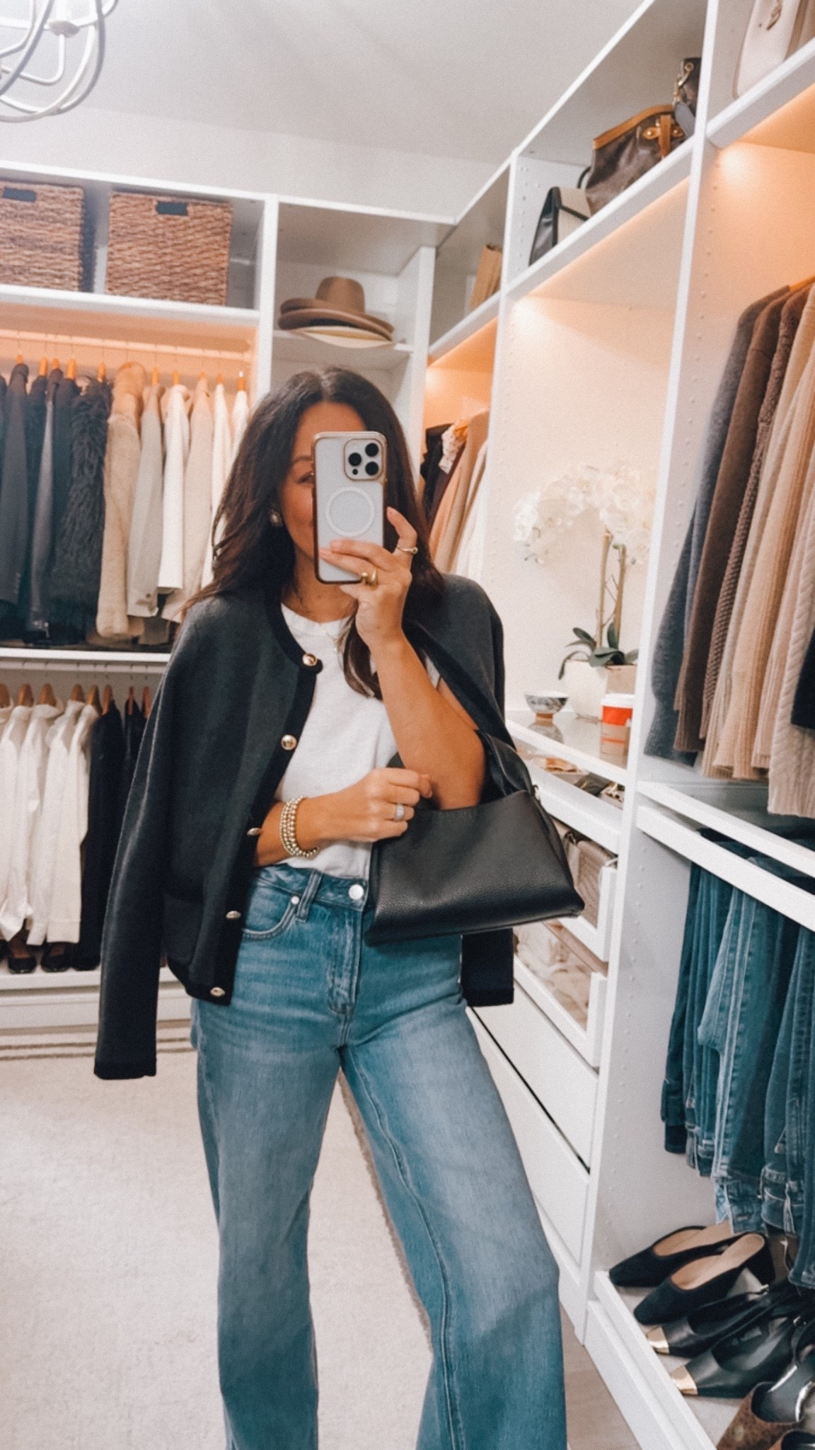 Lady cardigan medium weight elevates any look! Fits TTS 

#LTKootd #LTKOver40 #LTKFindsUnder100