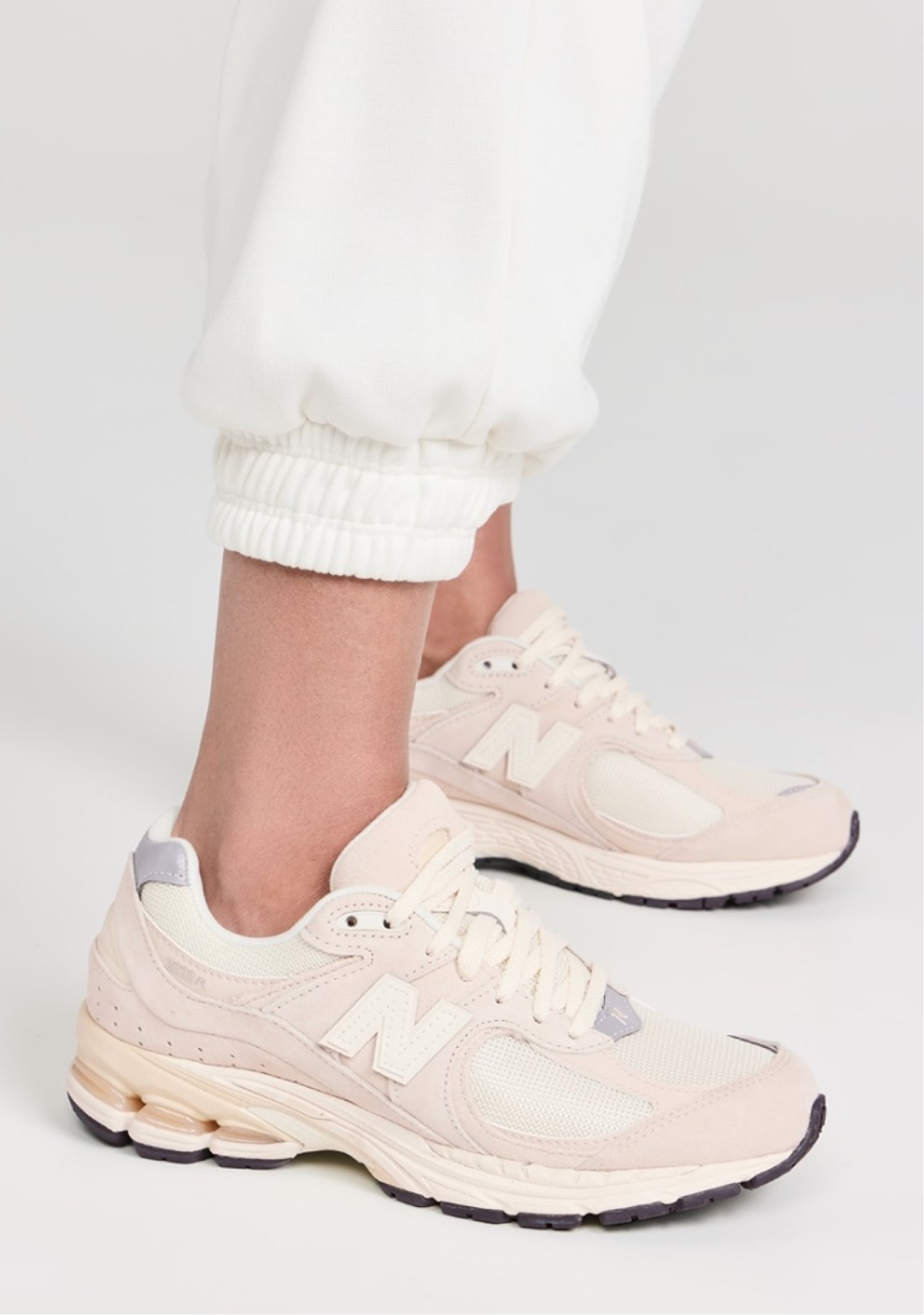 New in New Balance sneakers 👟