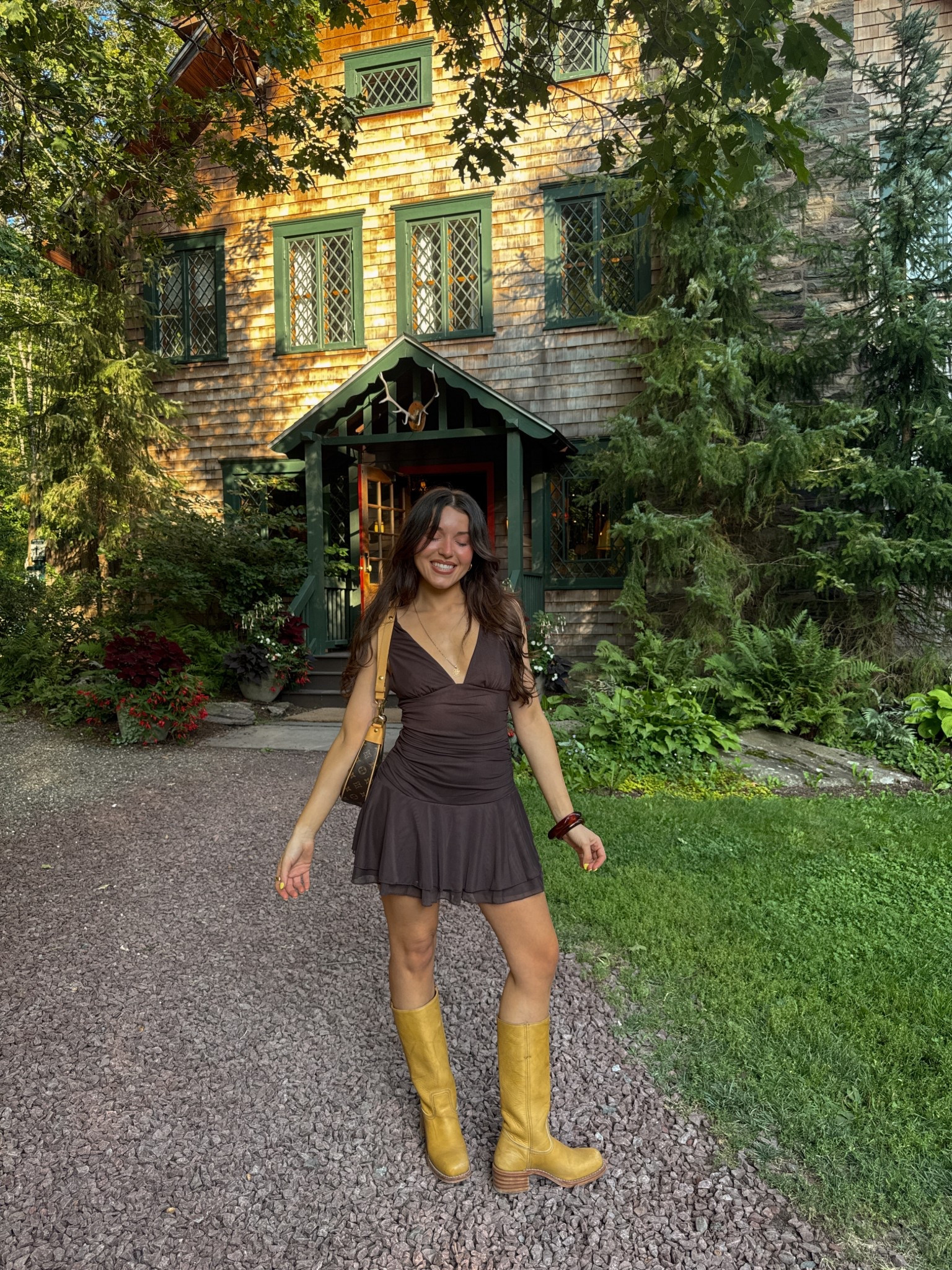 Fall transition outfit inspo❤️ dress is in a small! Use AMBER15✨



#LTKFindsUnder50 #LTKStyleTip #LTKSeasonal