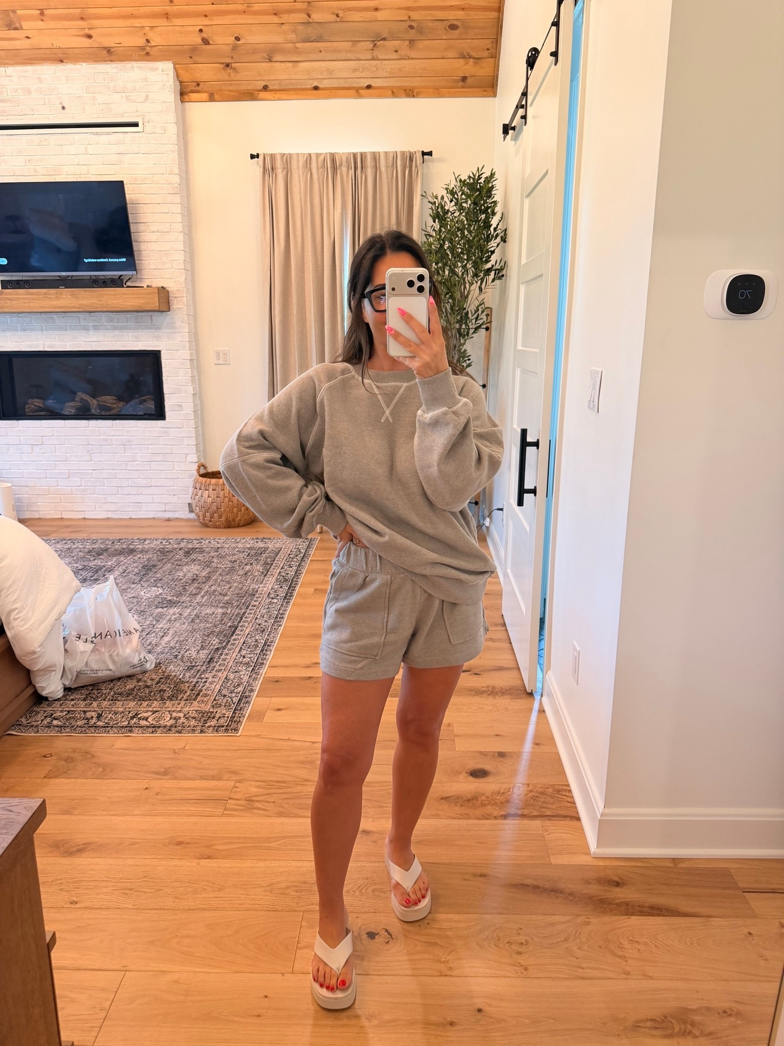 🚨 LAST DAY TO SAVE! 🚨
Don't miss your chance to score 30% OFF all Aerie favorites! 🤍 From buttery-soft leggings and cozy lounge sets to bras you'll wear on repeat, now's the time to grab your favorites before the sale ends.
✨ 30% OFF sitewide
🛍️ Last day to shop
🏃‍♀️ Sizes are selling out fast—don't wait!
Shop all my Aerie picks through my link before this sale is gone! 💕 #Aerie #AerieSale #AerieFinds #LTKStyle #LTKSale #ComfyStyle #EverydayStyle #WardrobeEssentials #SaleAlert #ShopTheLook

#LTKSaleAlert #LTKootd