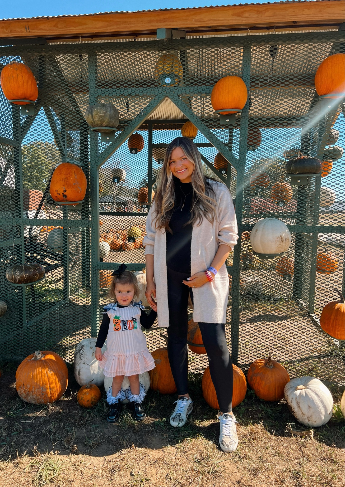 perfect day at the patch 🍂🖤🎃 #pumpkin #pumpkinpatch 

#LTKSeasonal #LTKKids #LTKFindsUnder50