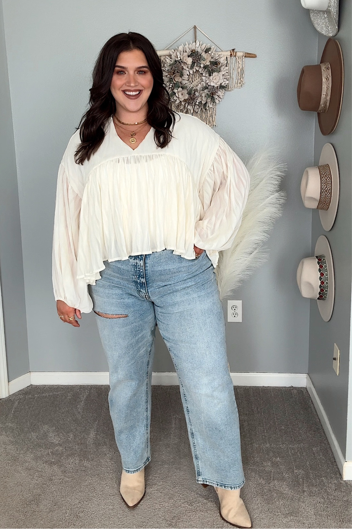 Curvy boho OOTD 🤍🌾✨ Flowy balloon sleeve white blouse, light wash jeans + booties 
Top: XL 
Jeans: 16 
Bodysuit to layer: L 
#ootd #casualoutfits #everydaystyle #blouse #boho #jeans #denim #curvydenim #accessories 

#LTKplussize #LTKSeasonal #LTKstyletip