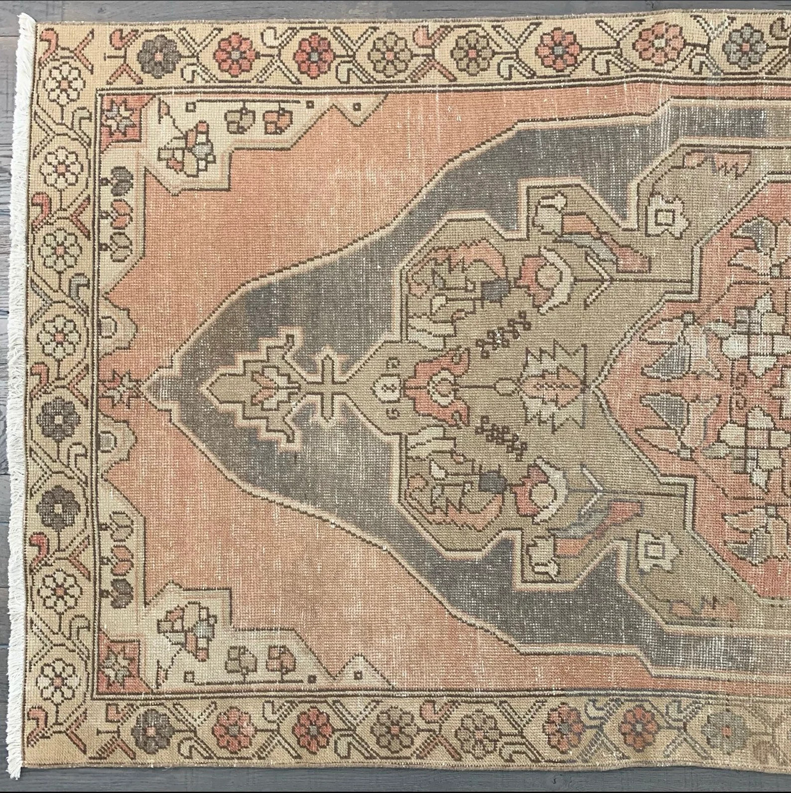 Vintage Turkish Rug  Faded Peachy-pink Vintage Rug  Wide | Etsy | Etsy (US)