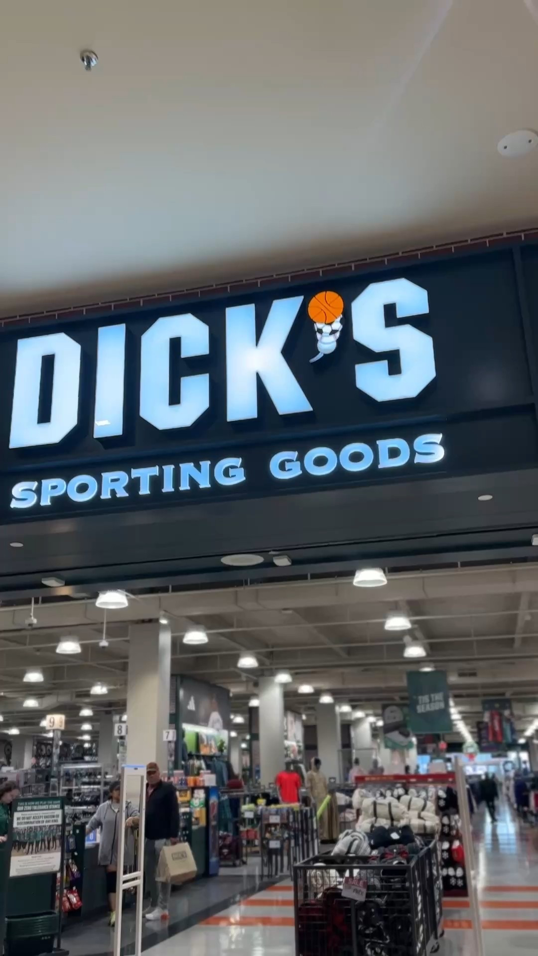 Dicks Sporting Goods is having pretty great sales right now for Black Friday! Lots of BOGO deals and sales on Philly sports gear! Happy shopping! 

#LTKSaleAlert #LTKHoliday #LTKCyberWeek