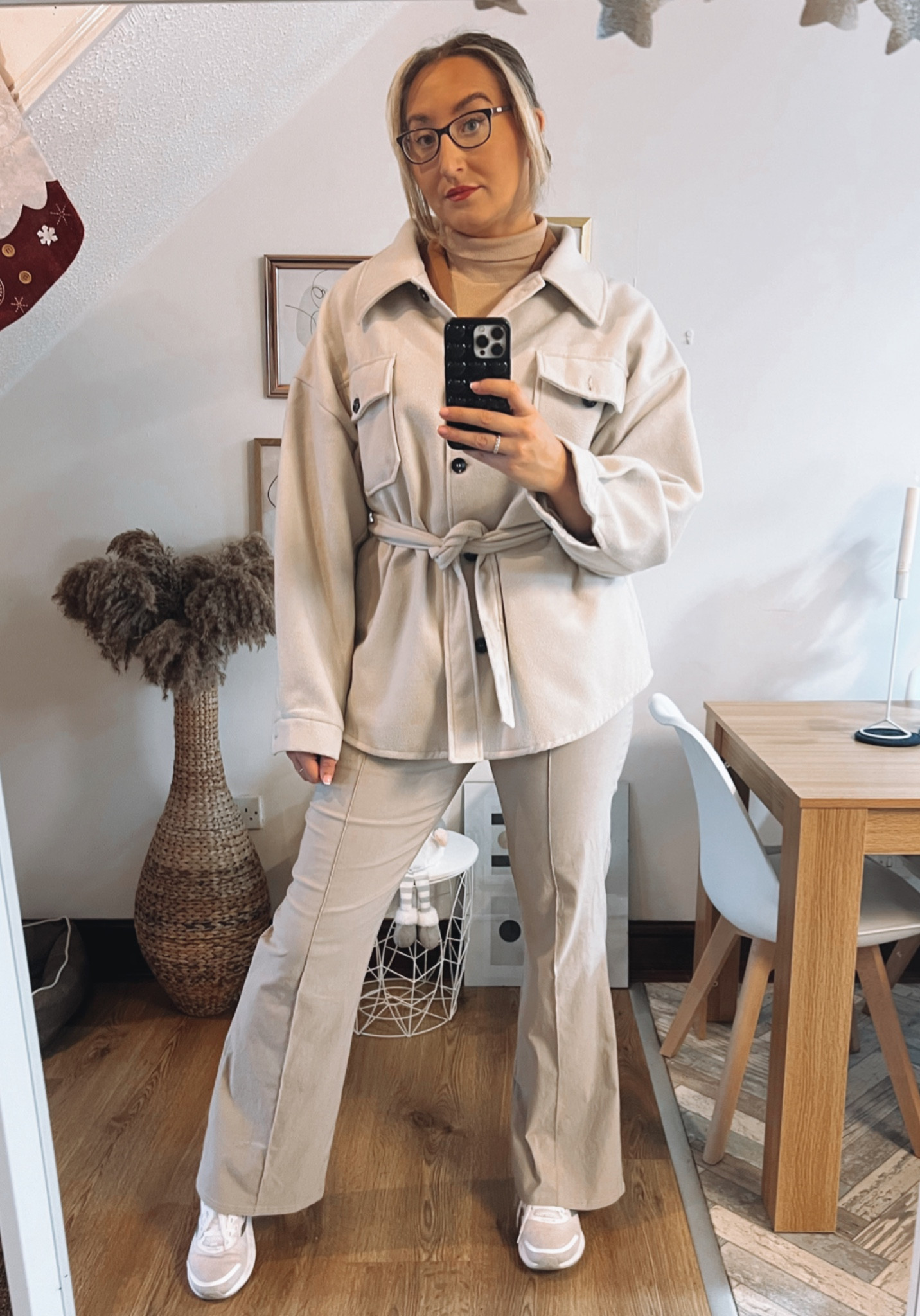 Taking the flared trousers and trainers to the office 💻 

#LTKfindsunder50 #LTKstyletip #LTKeurope