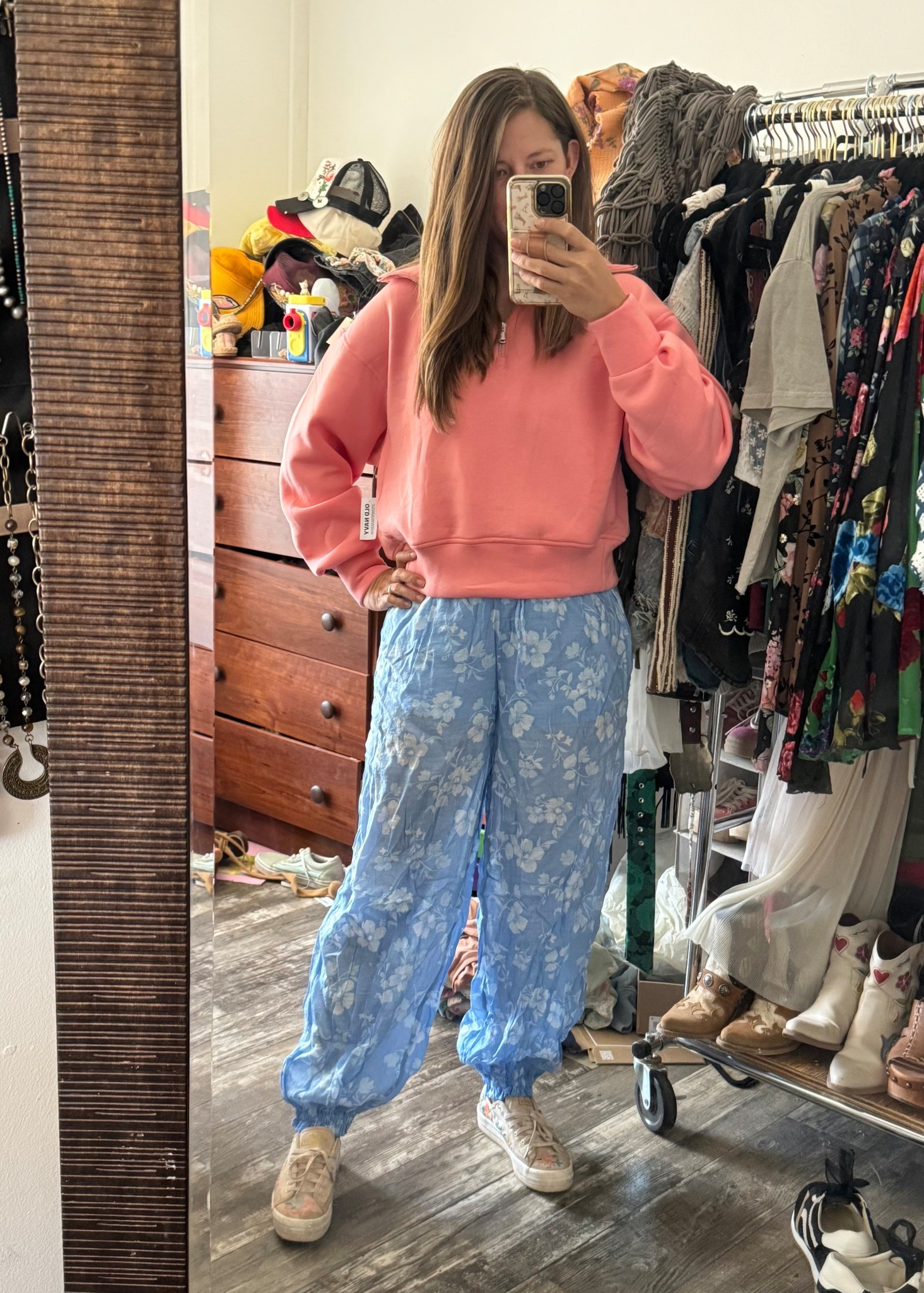 Sweatshirt fits tts I’m going to size down in the pants. 

Old navy sale, old navy favorites, old navy spring, balloon pants, sweatshirt 

#LTKSeasonal #LTKSaleAlert