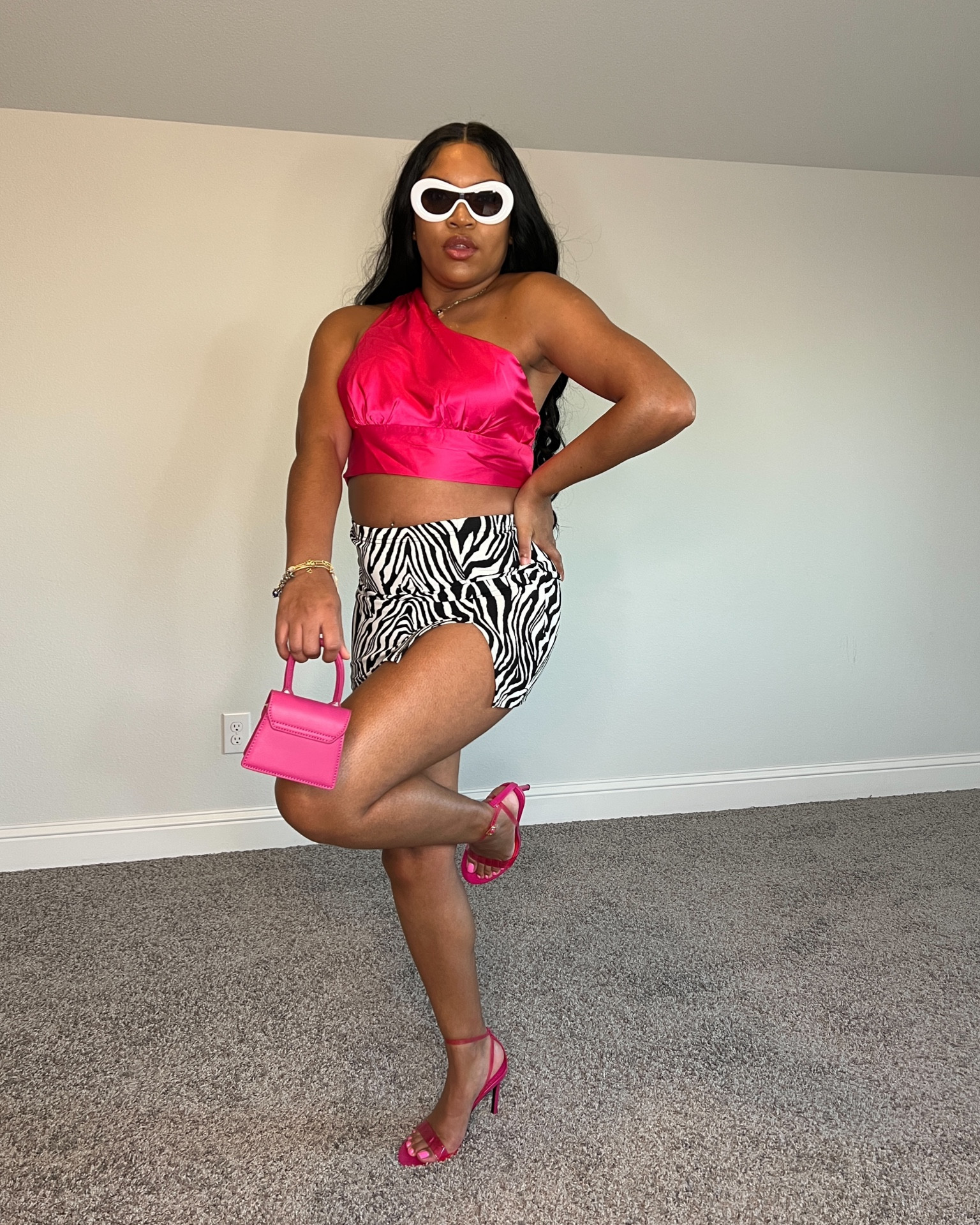 Fuschia 

#LTKGiftGuide #LTKFind #LTKstyletip