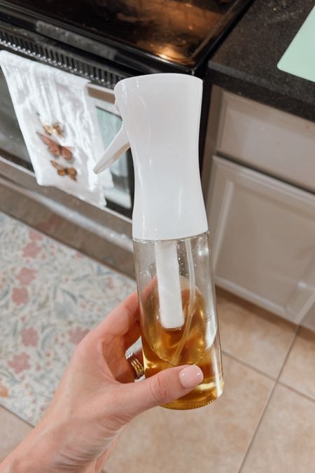 Refillable oil sprayer!! LOVE THIS THING SO MUCH!! 

#amazonfind #amazonfave 

#LTKFind #LTKunder50 #LTKhome