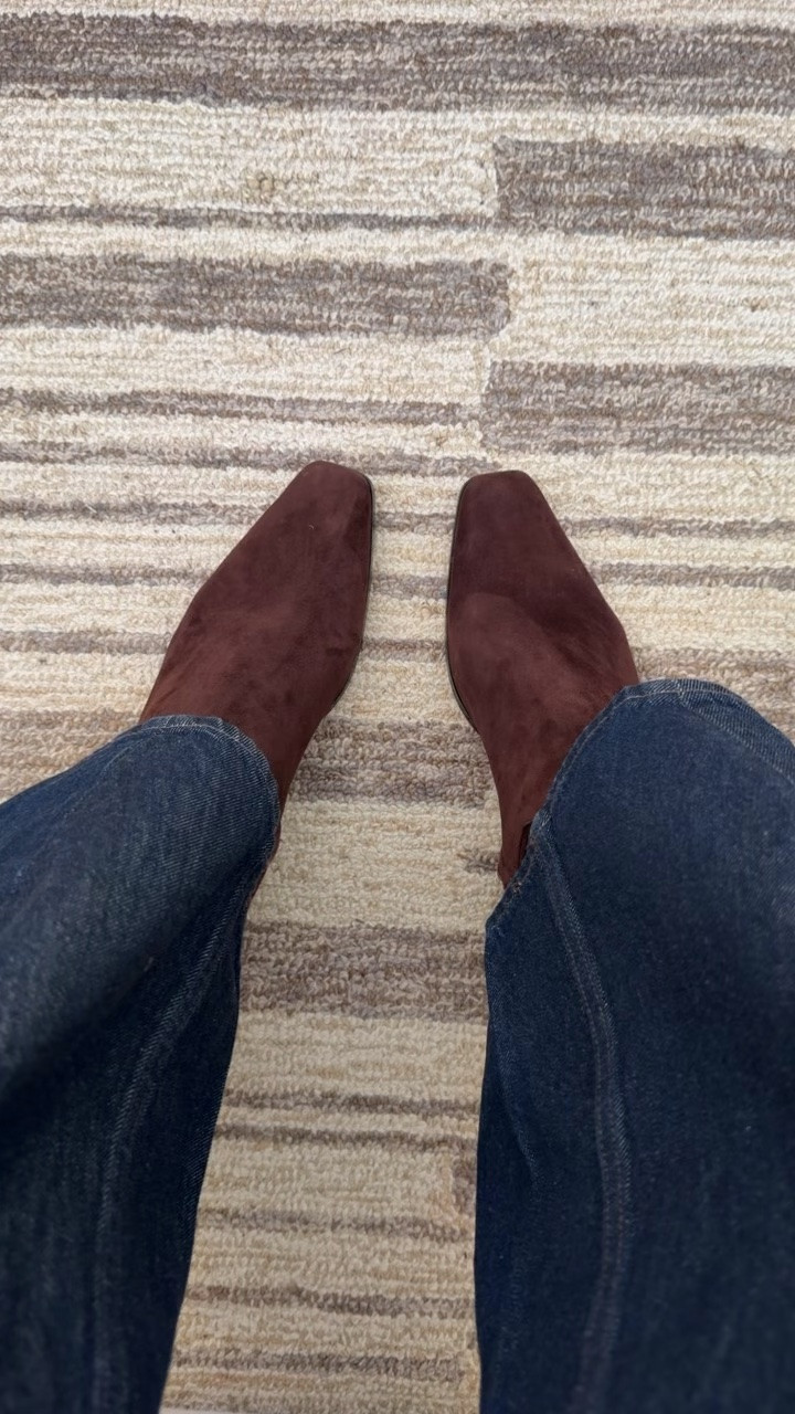 Also love these! They fit tts and are so comfortable! I’m a size 9.5/10 and did a 10 in these.

#LTKWorkwear #LTKTravel #LTKOver40