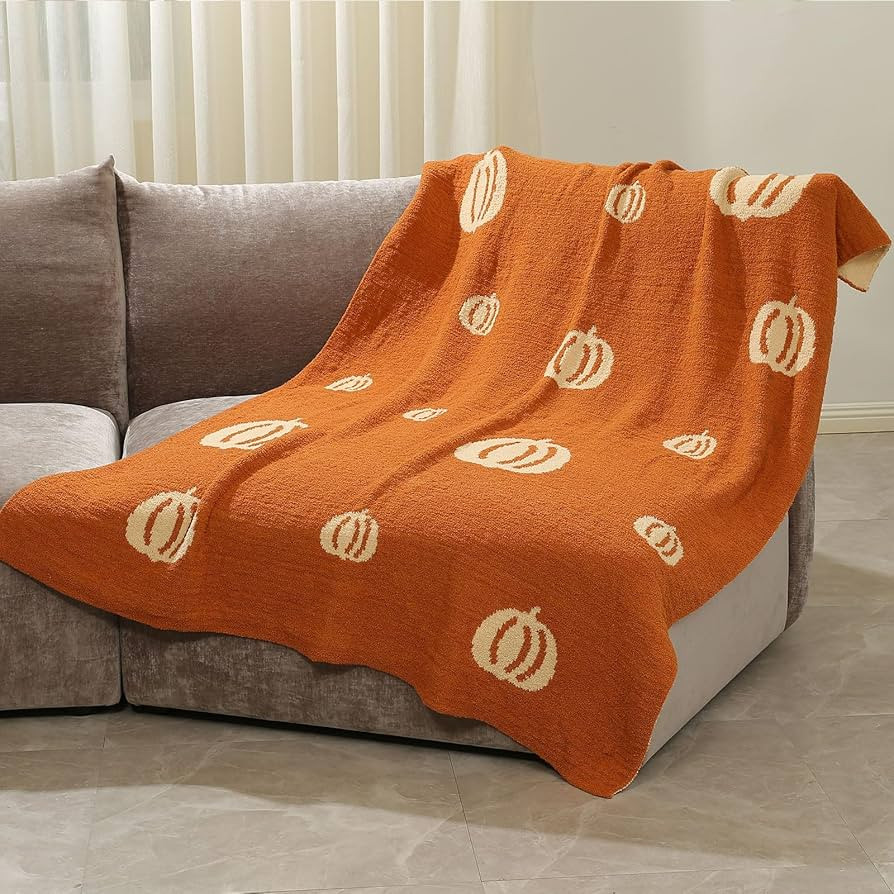 QQP Fleece Fall Throw Blanket for Couch,Soft Cozy Microfiber Reversible Fluffy Pumpkin Halloween ... | Amazon (US)