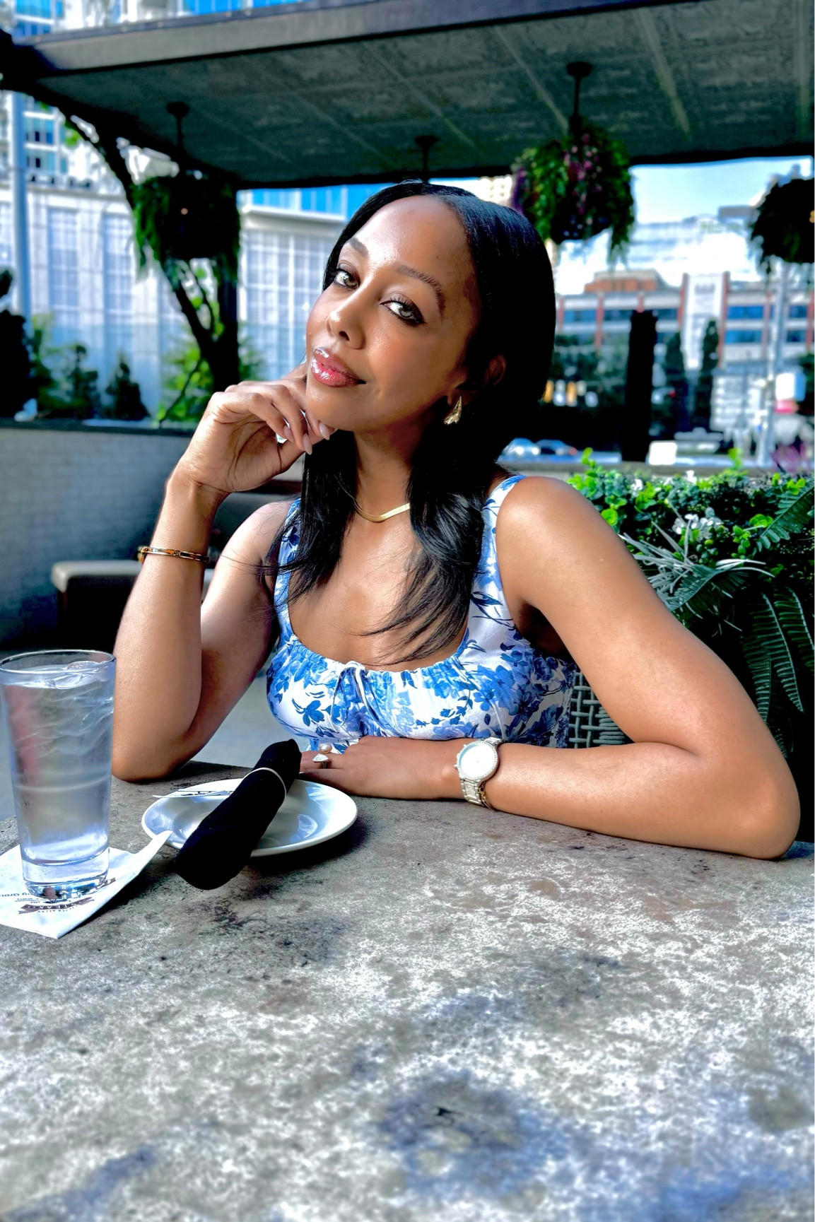 This is what they call a milk maid dress & Moo Moo 🐈‍⬛ approves 🫶🏾 

Comment “yes” and I’ll send you the link 🤍💙

#milkmaid #springdress #dressoftheday