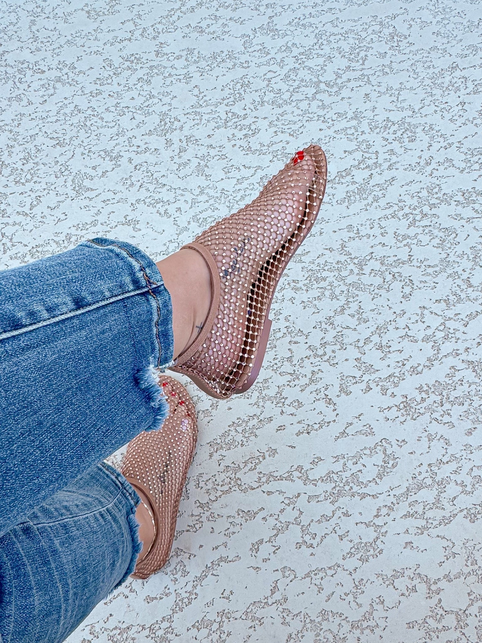 okay wait… i did not expect so many messages about these shoes 😂

the pair i’m wearing are steve madden (linked!) but i also found a really similar look for less that’s really cute too 👀

i haven’t personally tried the amazon pair yet, but they look very similar so i wanted to include both options for y’all 🤍

perfect for spring, brunch, or just feeling a little extra cute running errands ✨

#LTKootd #LTKSeasonal #LTKSaleAlert