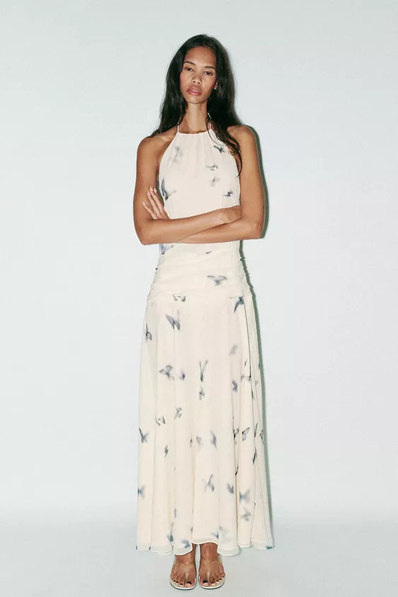 LANGES NECKHOLDER-KLEID MIT SCHMETTERLINGSMUSTER | Zara DE