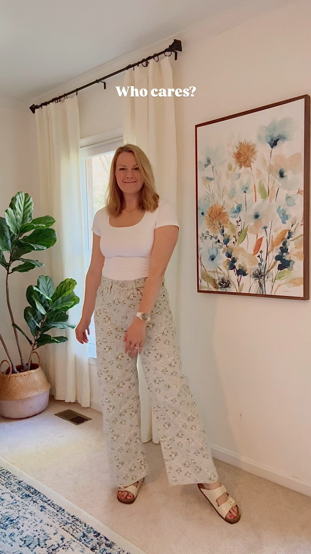 Printed jeans and floral print pants for spring 

#LTKSeasonal #LTKmomlife