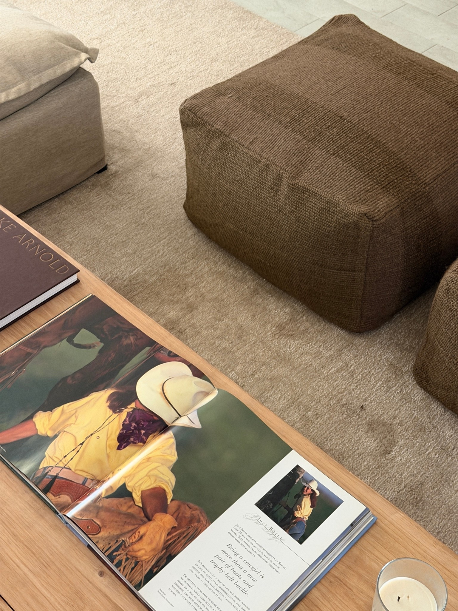living room details

#LTKSeasonal #LTKHome