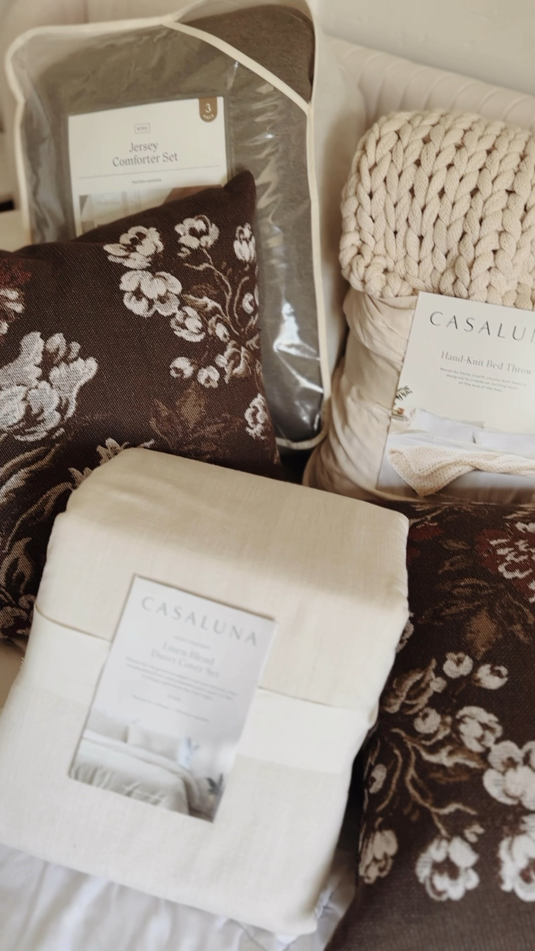 Casaluna + threshold bedding is 30% off for Target Circle Week + these throw pillows are BOGO 50% off! It’s the perfect time to refresh your bedding! 

#ad #target #targetpartner #targetcircleweek

#LTKSummerSales #LTKSaleAlert #LTKHome