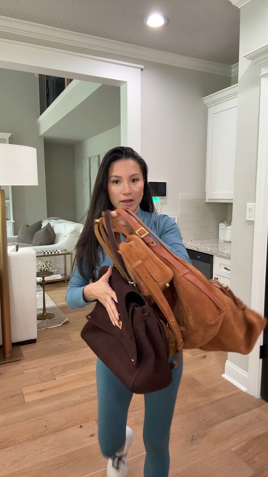 5 handbags you’ll love from @Fabrique use code LUX20 for $20 off bags and MYLUX for 10% off clothes Fabrique #fabrique #ad #fabs #fabriquedesigners 

#LTKootd #LTKMothersDay #LTKPetite