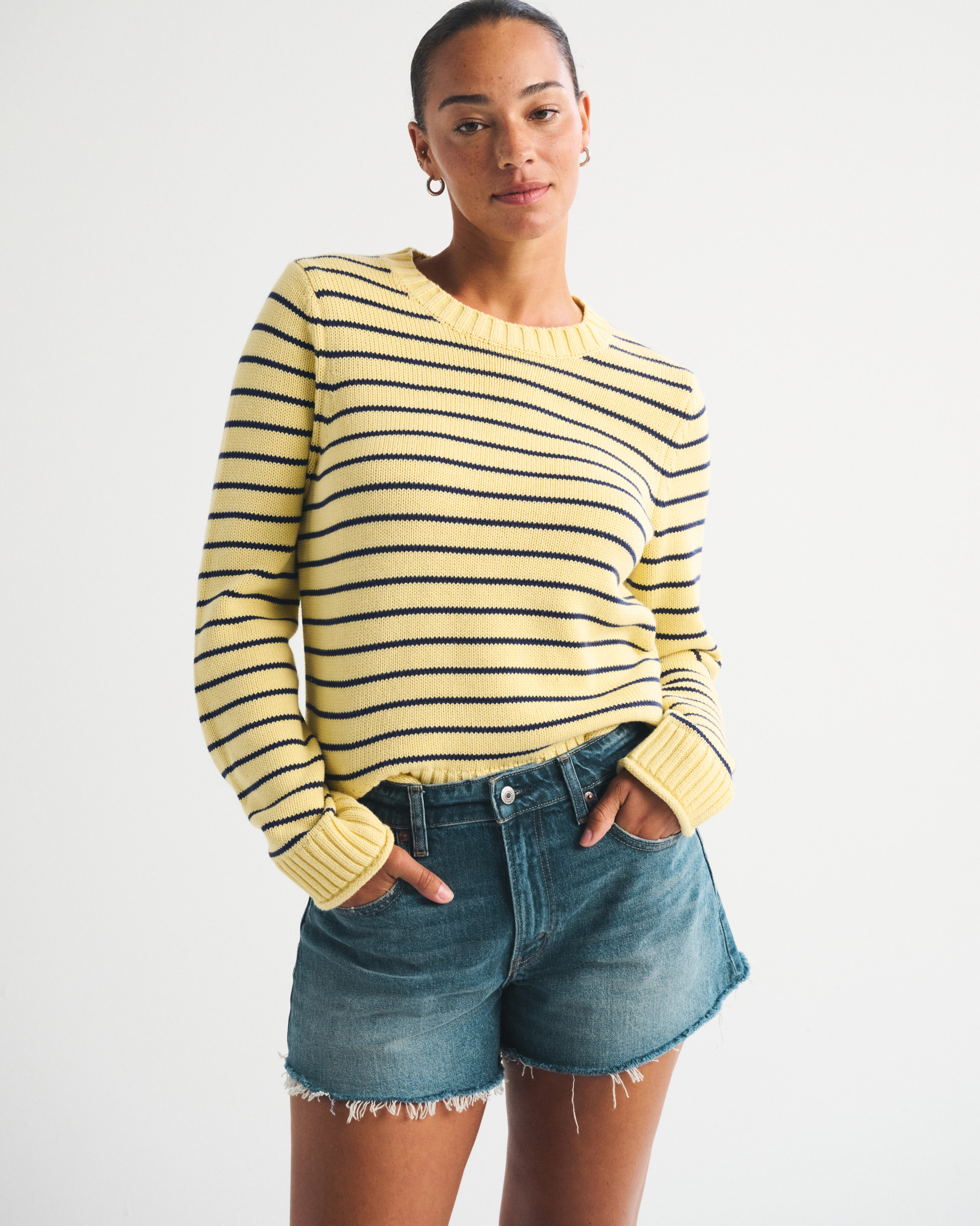 Curve Love High Rise 90s Relaxed Short | Abercrombie & Fitch (US)
