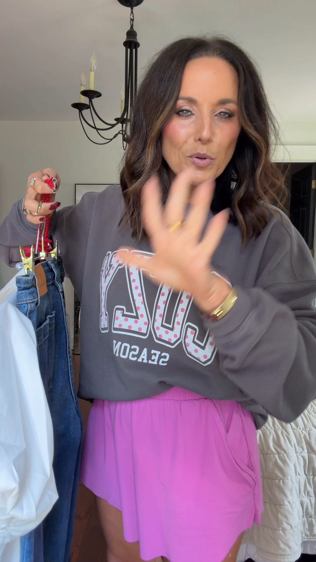 Wearing a xs top & 26 jeans!

#LTKootd #LTKmomlife #LTKSaleAlert