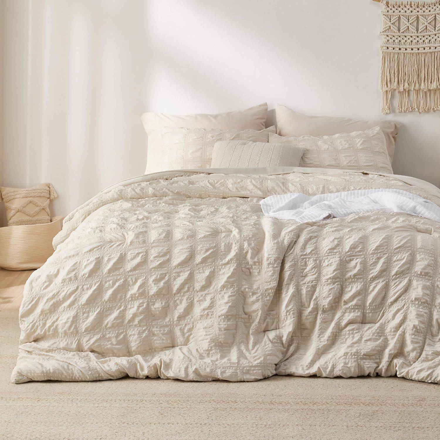 Bedsure King Size 7 Piece Plaid Seersucker Comforter Set - Soft Down Alternative Bedding with Lig... | Amazon (US)